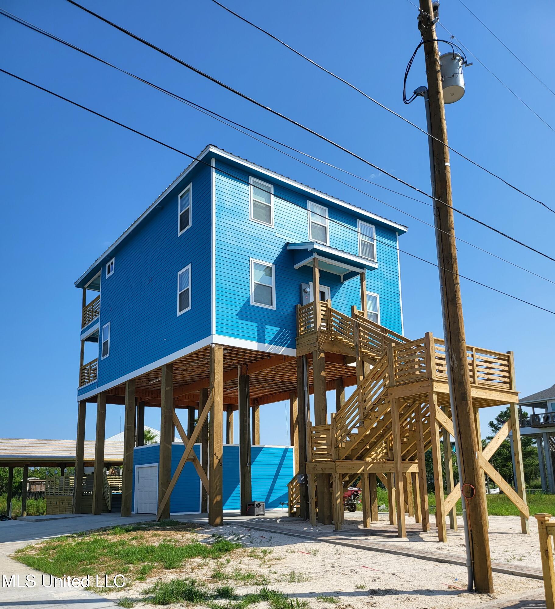 4032 Mindanao, Bay Saint Louis, Mississippi image 2