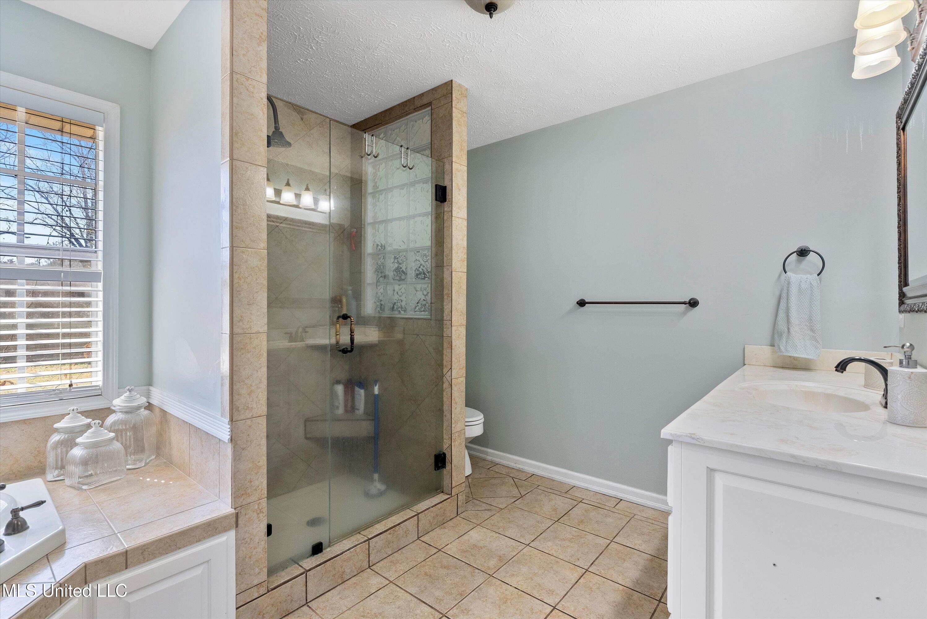 760 Hickory Drive, Grenada, Mississippi image 27