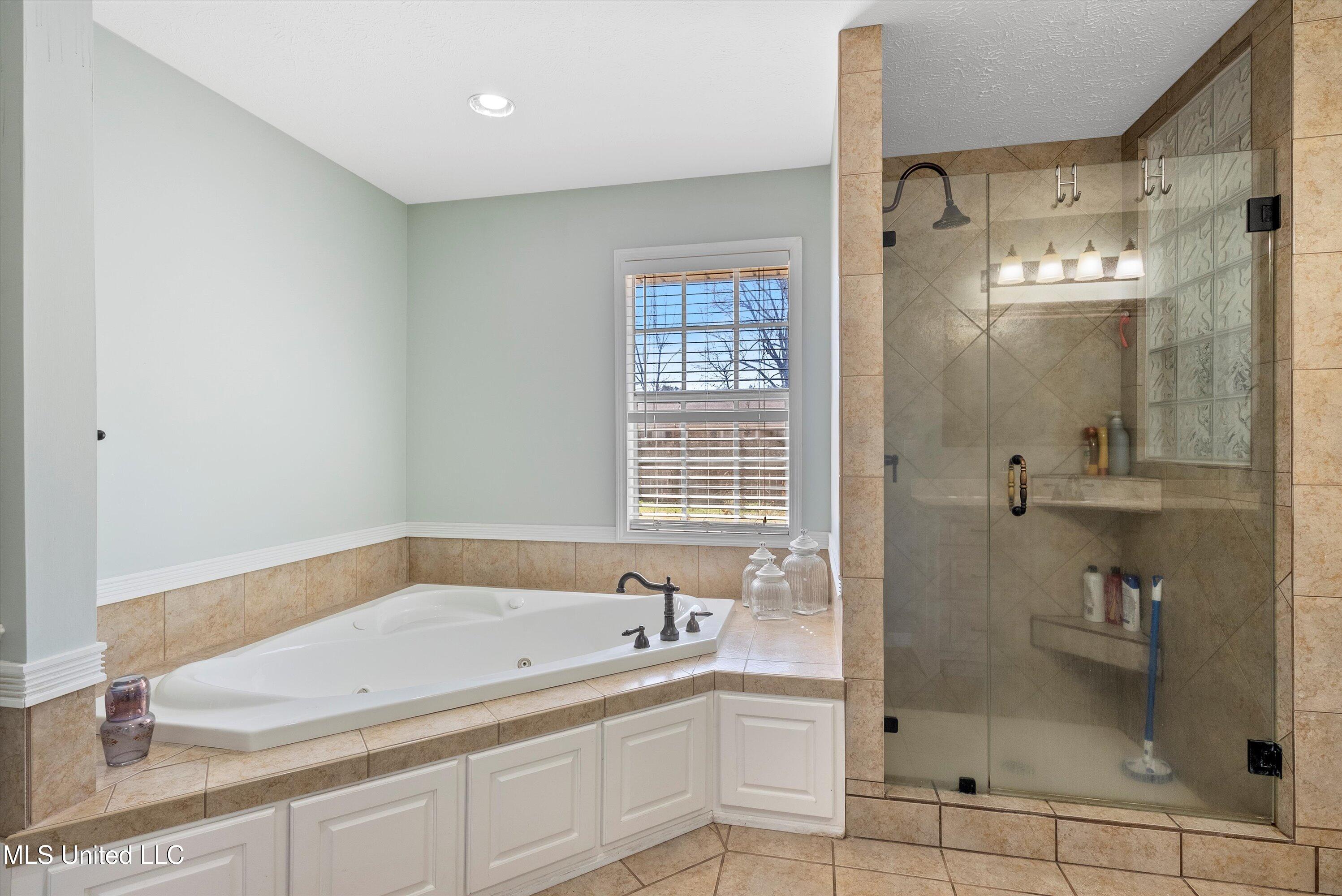 760 Hickory Drive, Grenada, Mississippi image 30
