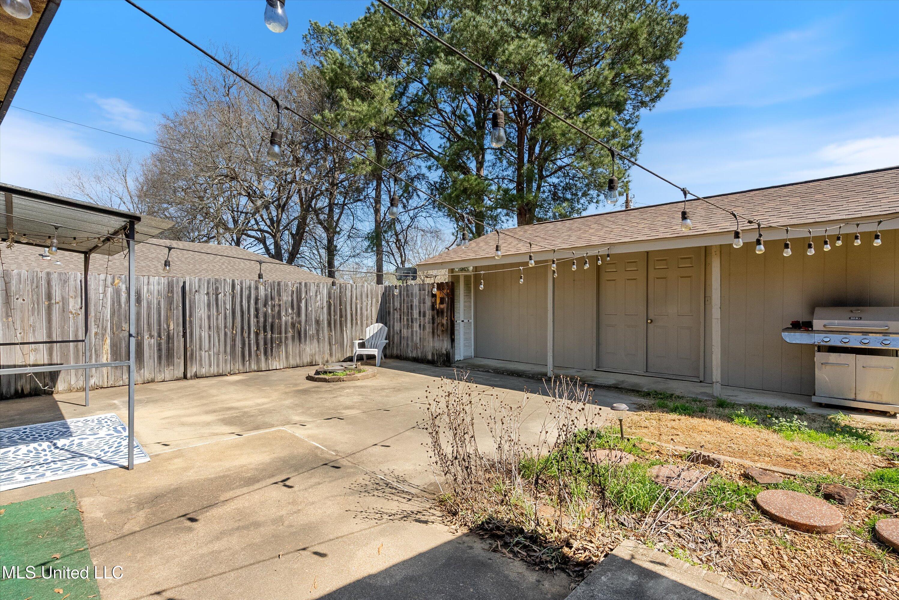 760 Hickory Drive, Grenada, Mississippi image 38