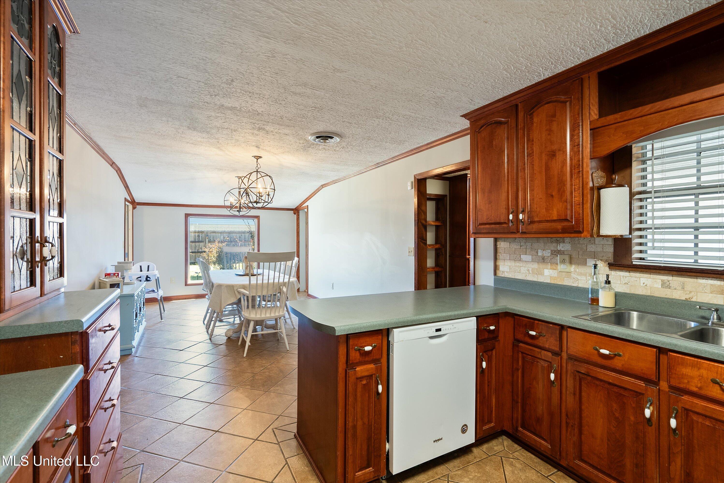 760 Hickory Drive, Grenada, Mississippi image 23