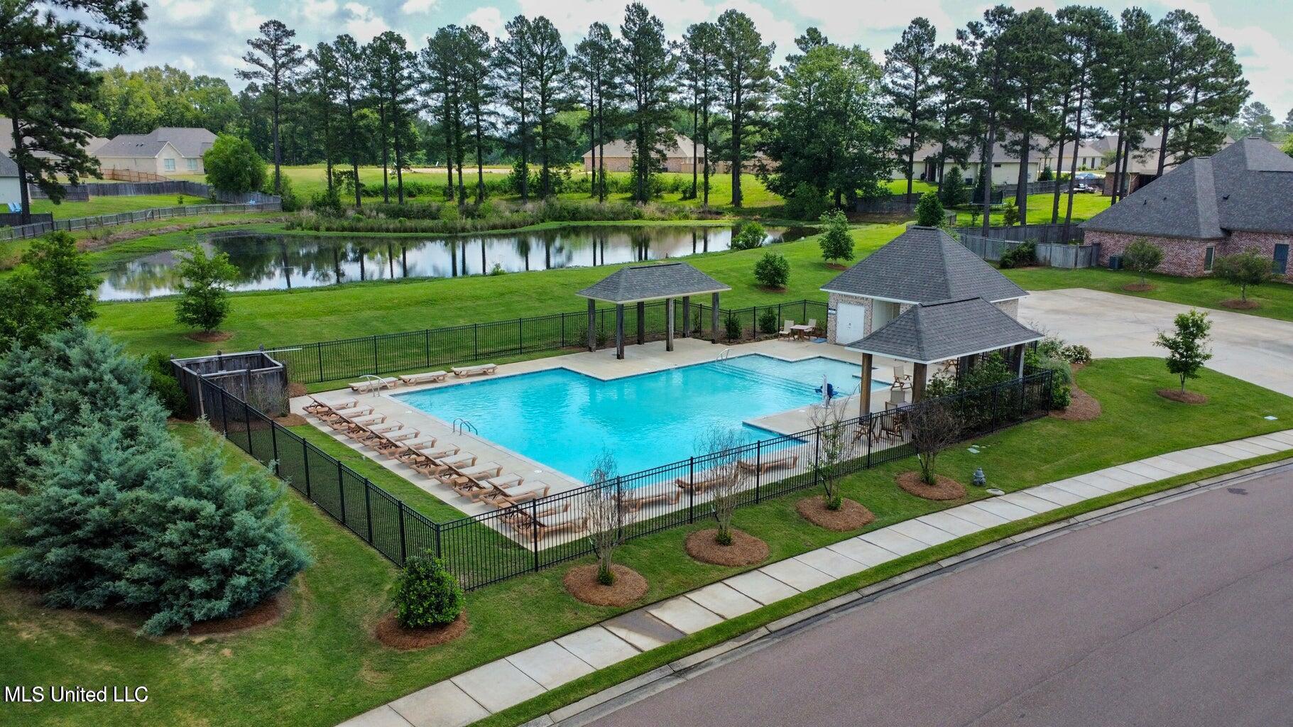 188 Catherine Boulevard, Clinton, Mississippi image 3