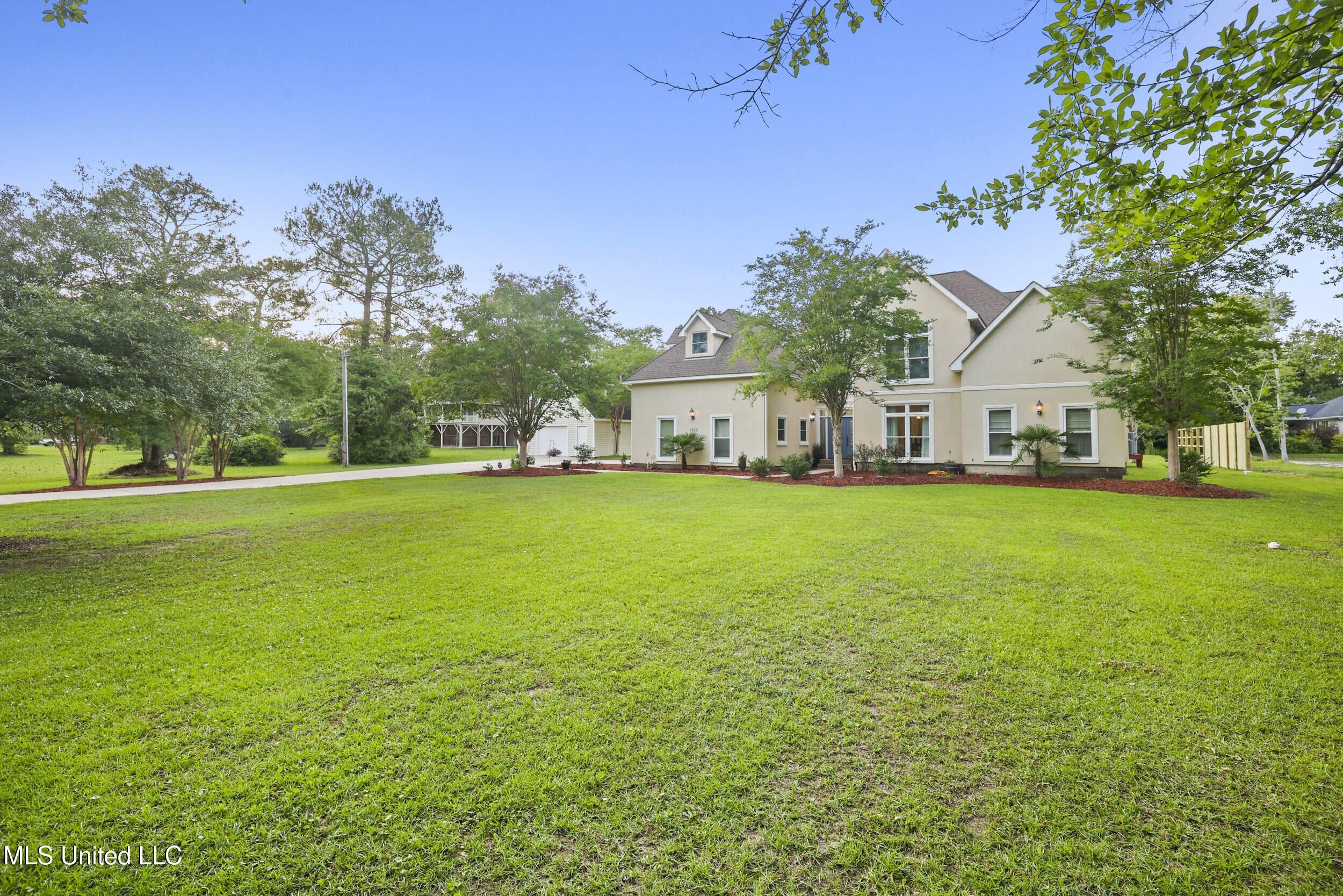 9500 W Oaklawn Road, Biloxi, Mississippi image 10