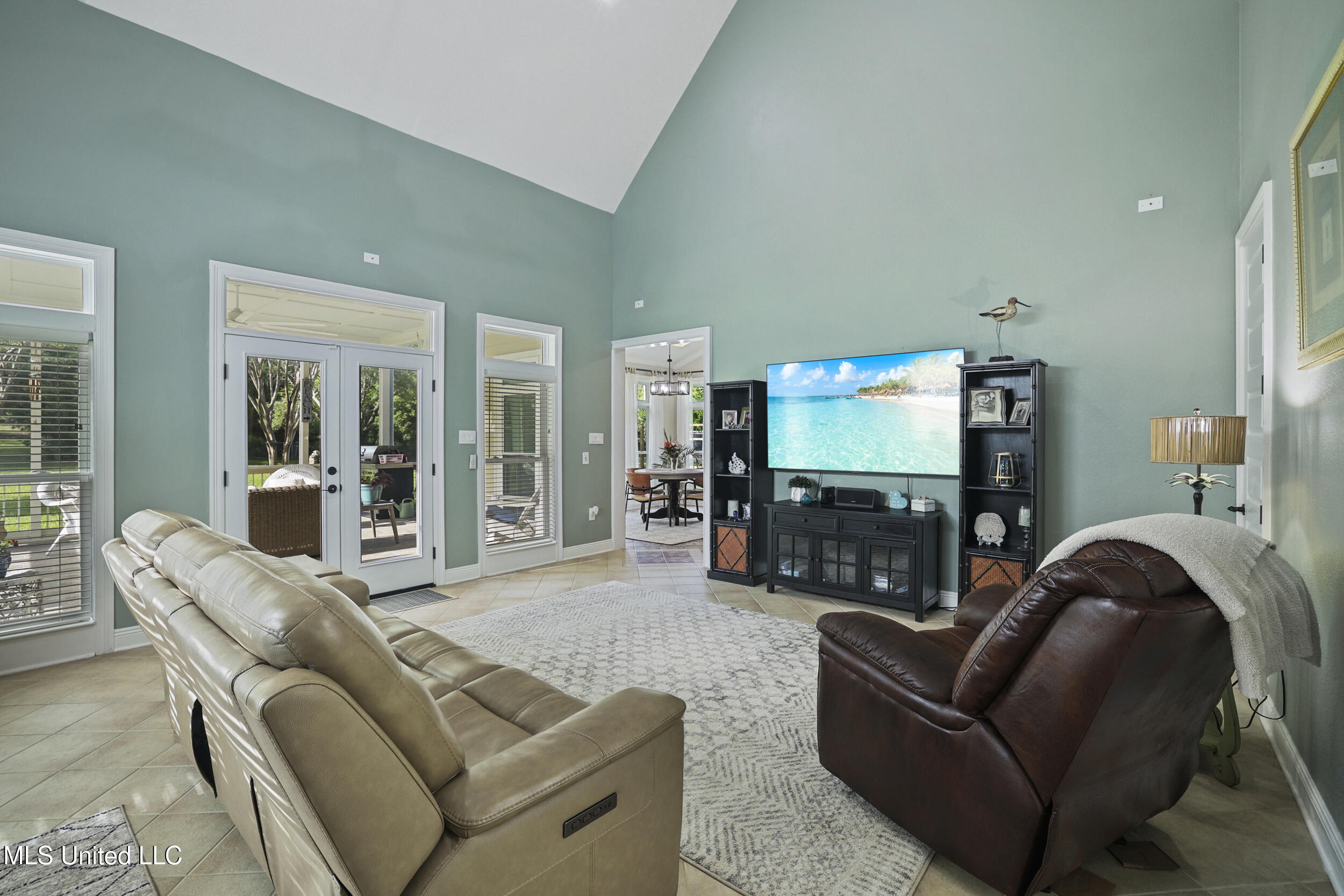 9500 W Oaklawn Road, Biloxi, Mississippi image 25