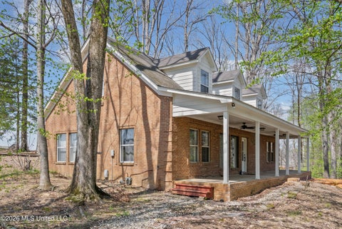Homes For Sale - 8730 College Road<br/> Olive Branch, MS 38654