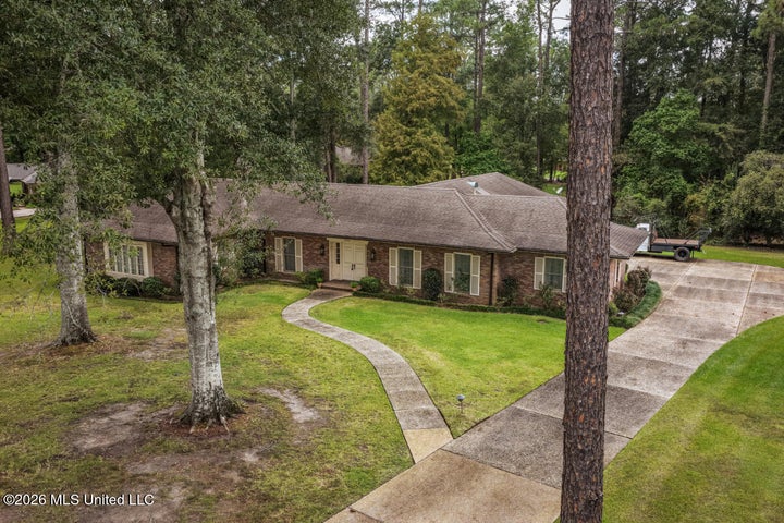 Photo 1 of 42 — 1606 Ellen Drive, McComb, MS 39648