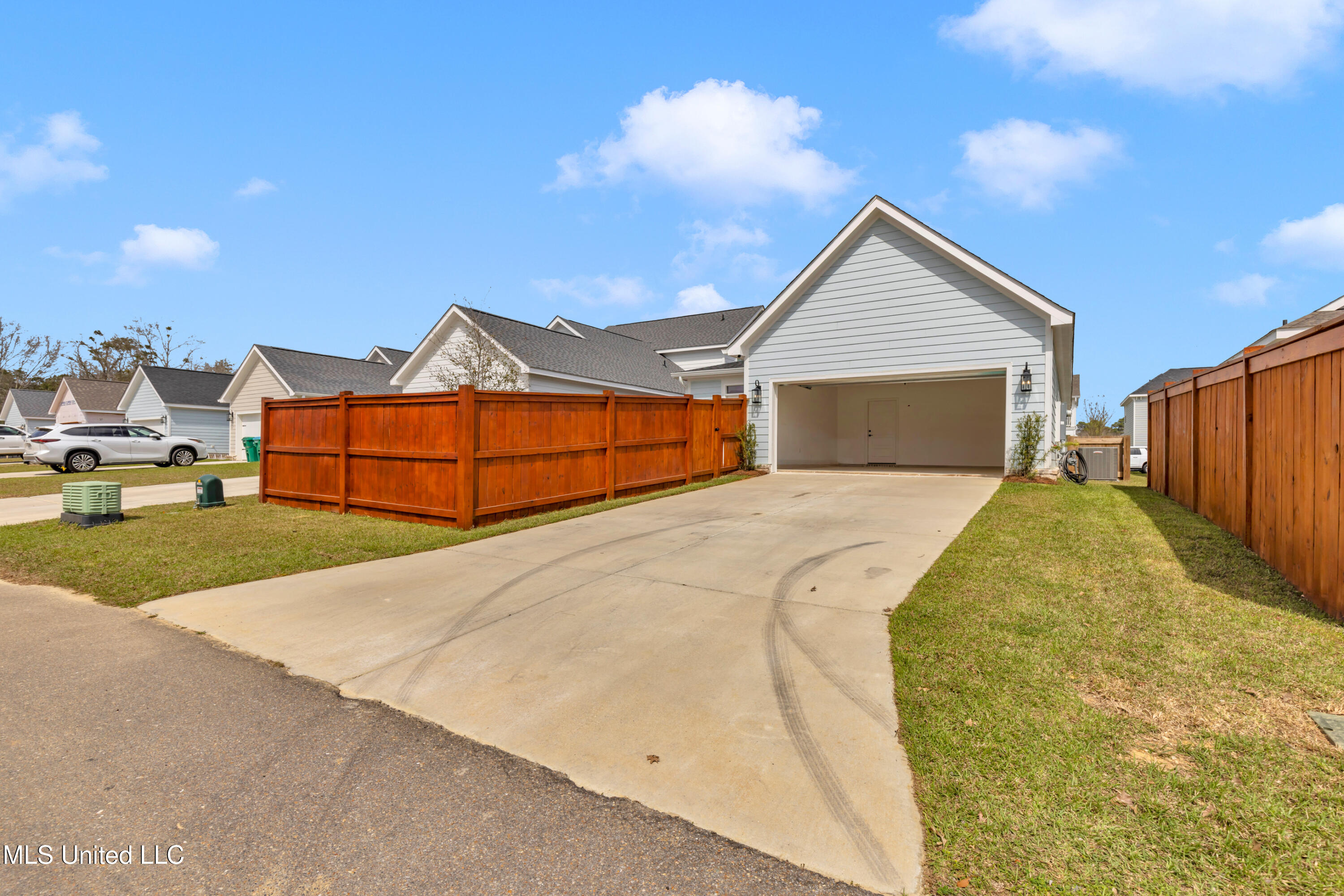 12120 Creole Way, Gulfport, Mississippi image 30