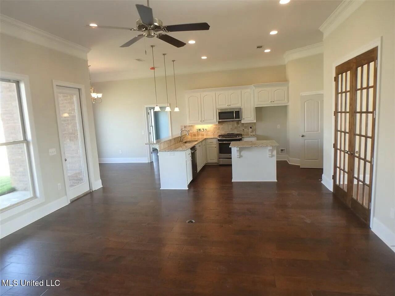 114 Essen Lane, Madison, Mississippi image 2