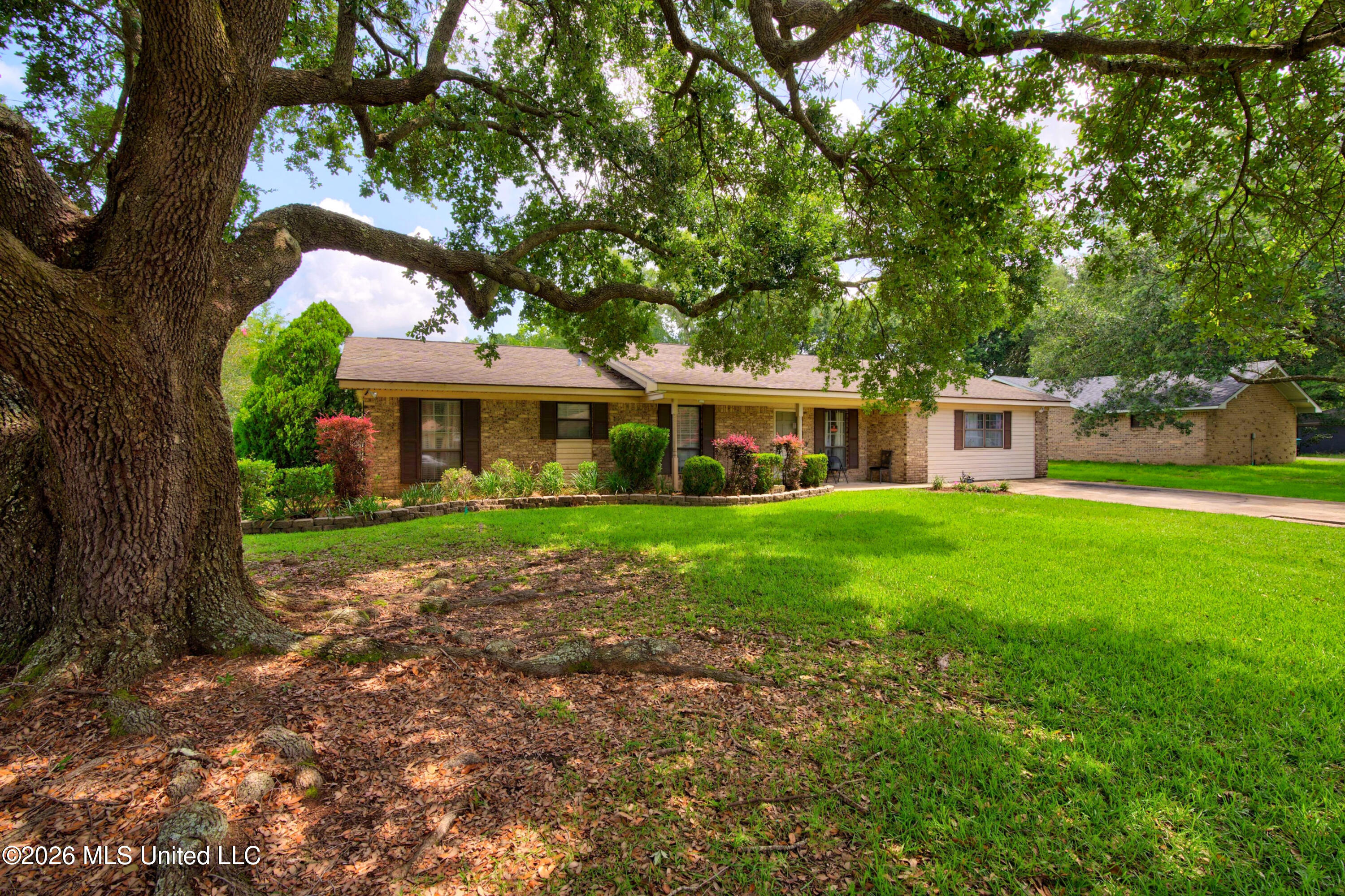 2318 Lynn Avenue - Photo 4