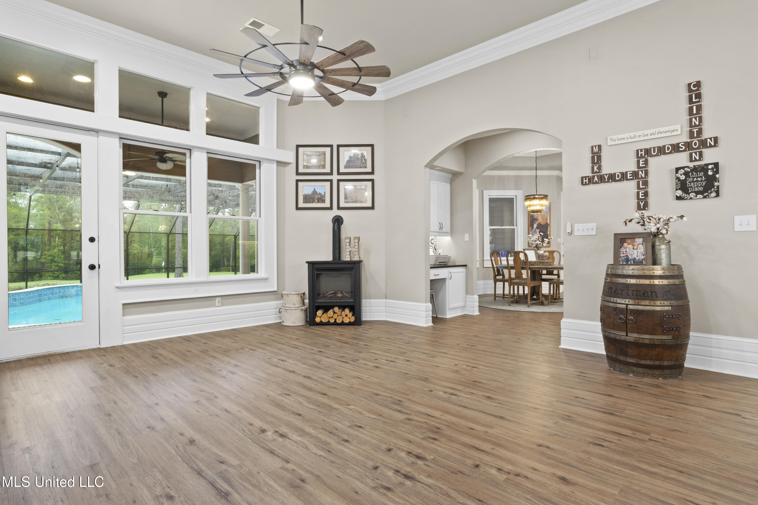 24663 Oak Island Drive, Pass Christian, Mississippi image 9