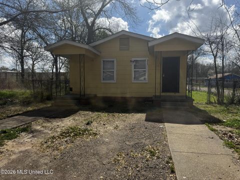 Homes For Sale - 933 Randall Street<br/> Jackson, MS 39203