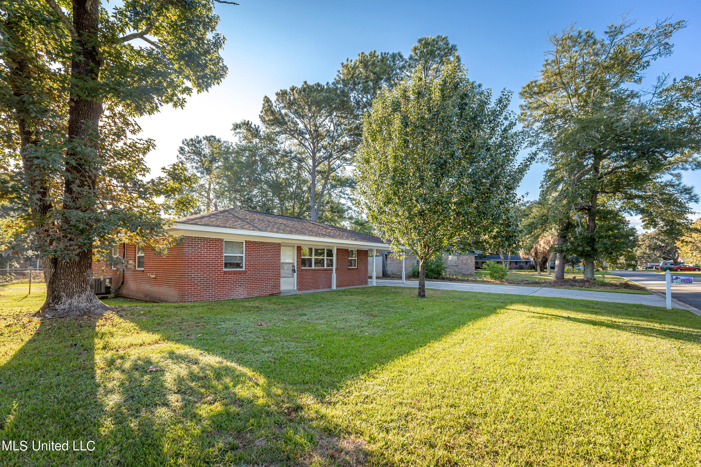 6357 Langland Drive, Ocean Springs, Mississippi image 6