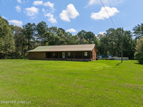 Homes For Sale - 144 Lees Chapel Road<br/> Tylertown, MS 39667