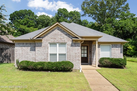 Homes For Sale - 3248 Magnolia Drive<br/> Desoto County, Hernando, MS 38632