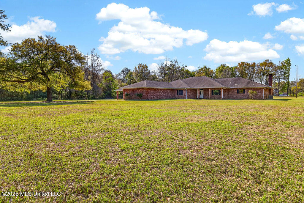 1.5 Acres of yard!