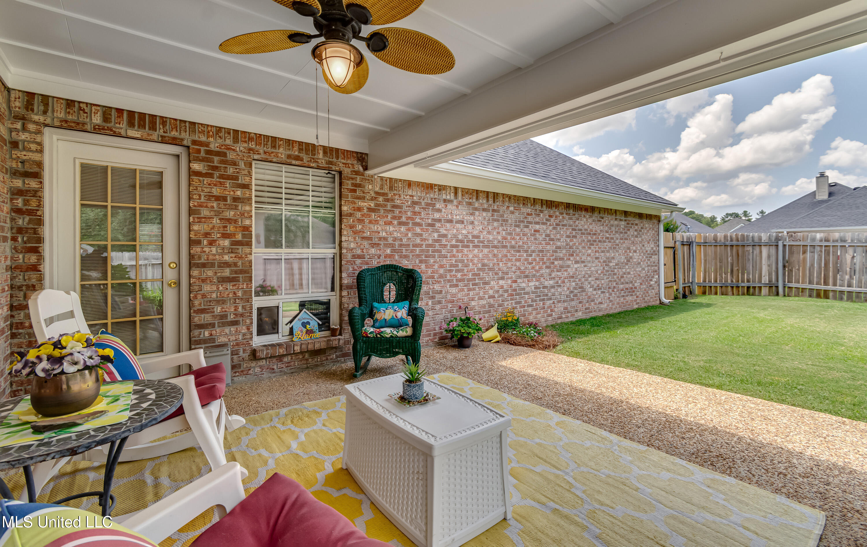 Pearl, Mississippi 39208, United States, 2 Bedrooms Bedrooms, ,2 BathroomsBathrooms,Residential,Active,145650