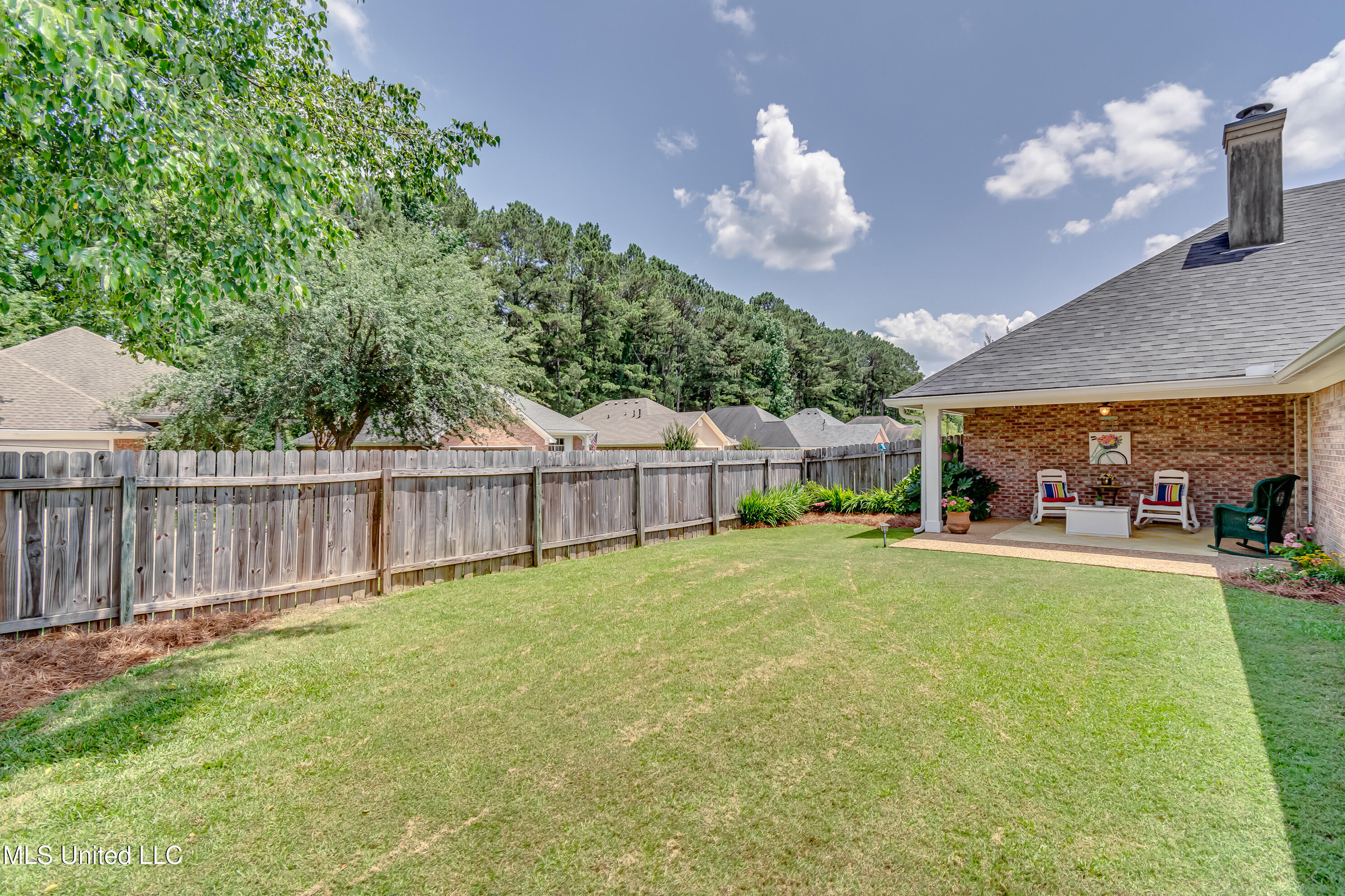 Pearl, Mississippi 39208, United States, 2 Bedrooms Bedrooms, ,2 BathroomsBathrooms,Residential,Active,145650