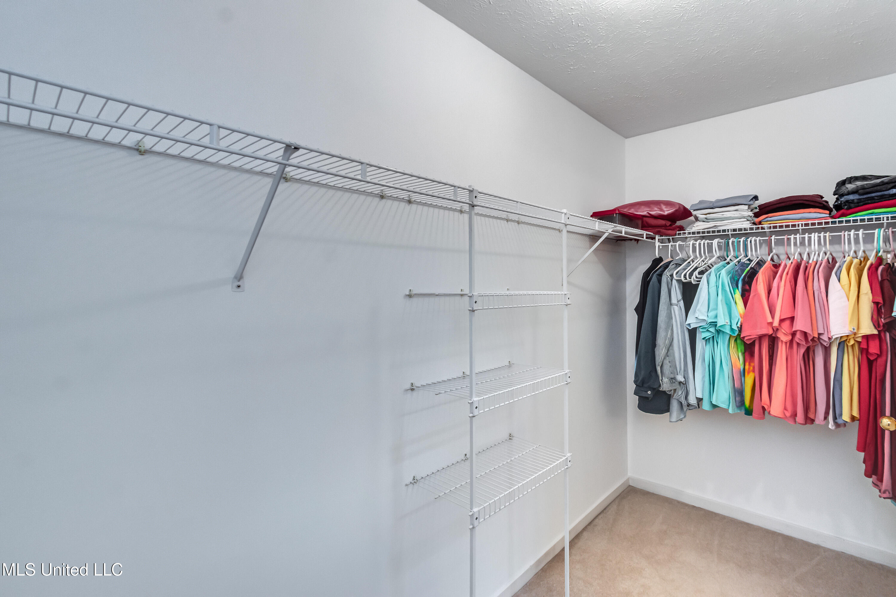 Pearl, Mississippi 39208, United States, 2 Bedrooms Bedrooms, ,2 BathroomsBathrooms,Residential,Active,145650