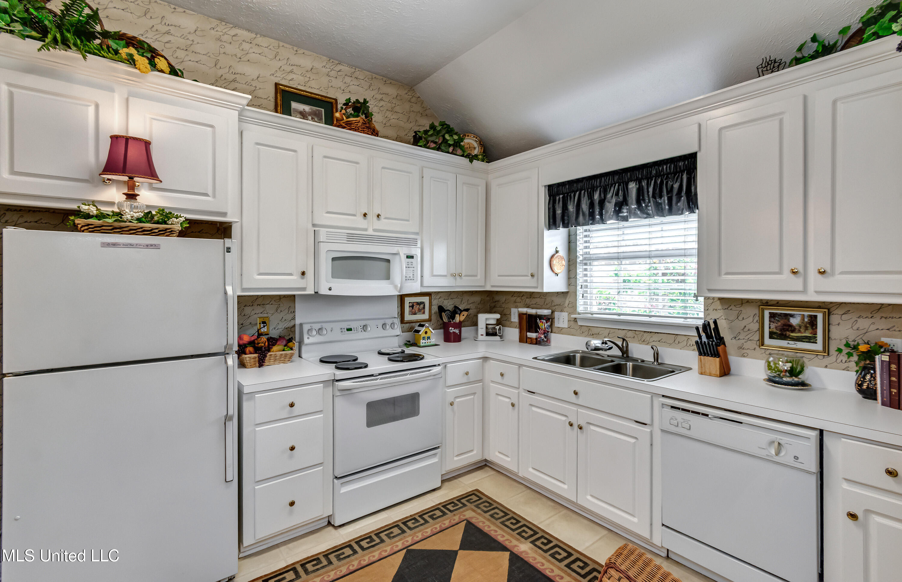 Pearl, Mississippi 39208, United States, 2 Bedrooms Bedrooms, ,2 BathroomsBathrooms,Residential,Active,145650