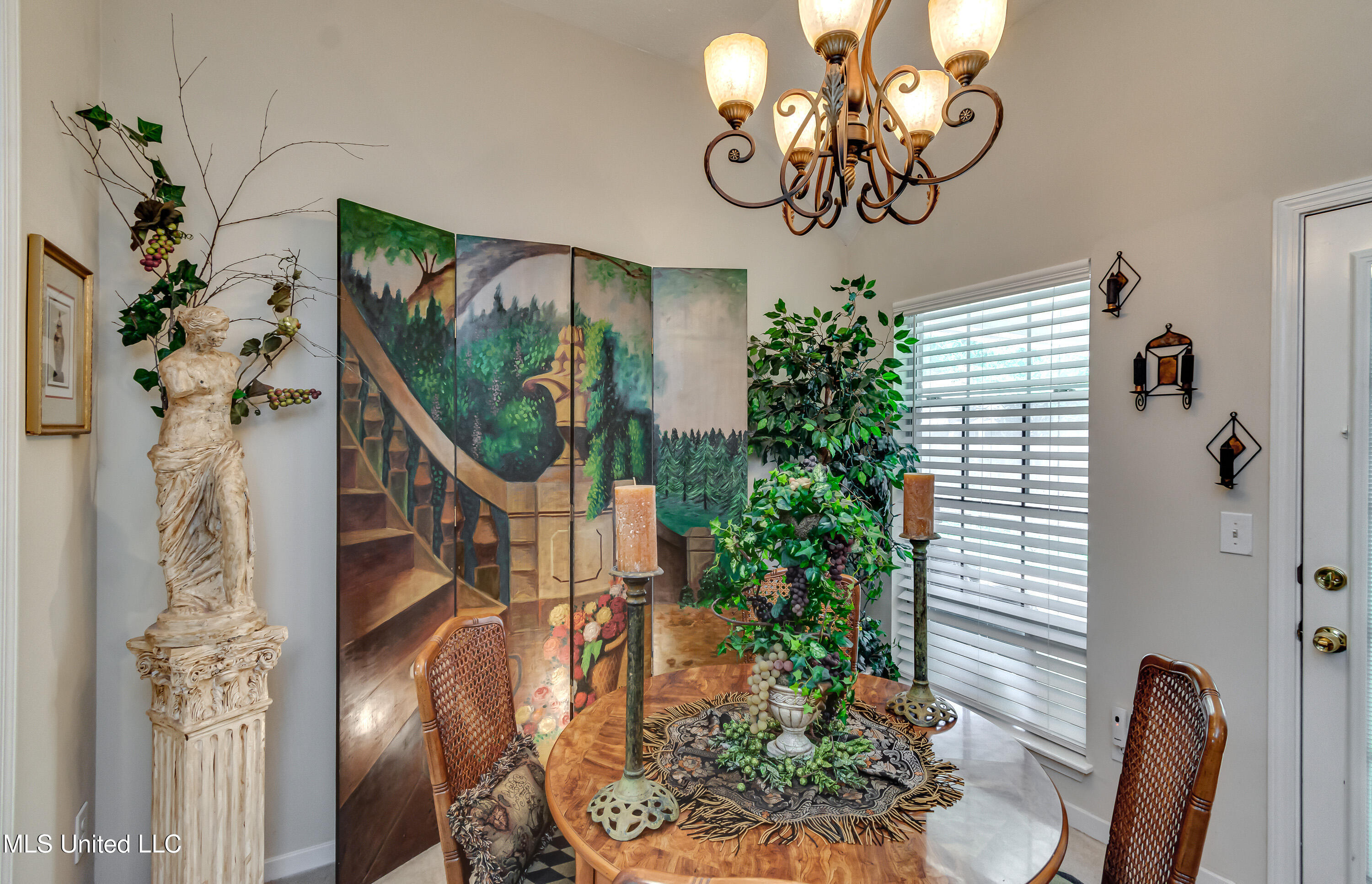 Pearl, Mississippi 39208, United States, 2 Bedrooms Bedrooms, ,2 BathroomsBathrooms,Residential,Active,145650