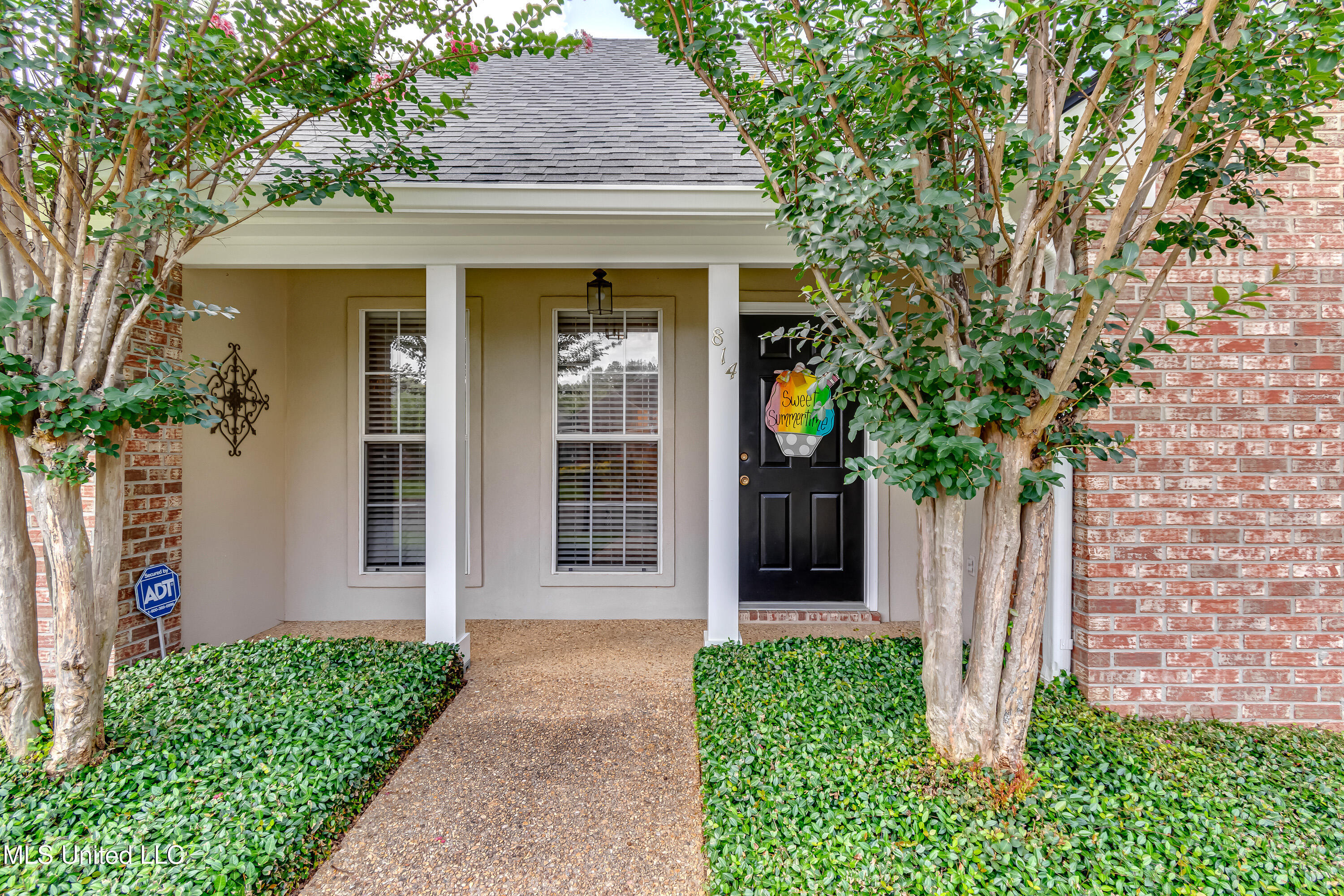 Pearl, Mississippi 39208, United States, 2 Bedrooms Bedrooms, ,2 BathroomsBathrooms,Residential,Active,145650