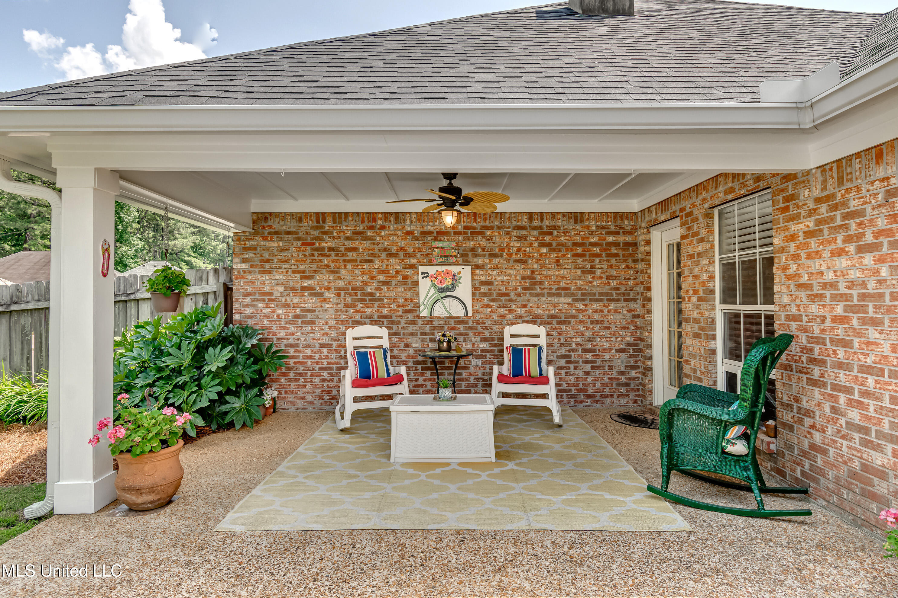 Pearl, Mississippi 39208, United States, 2 Bedrooms Bedrooms, ,2 BathroomsBathrooms,Residential,Active,145650