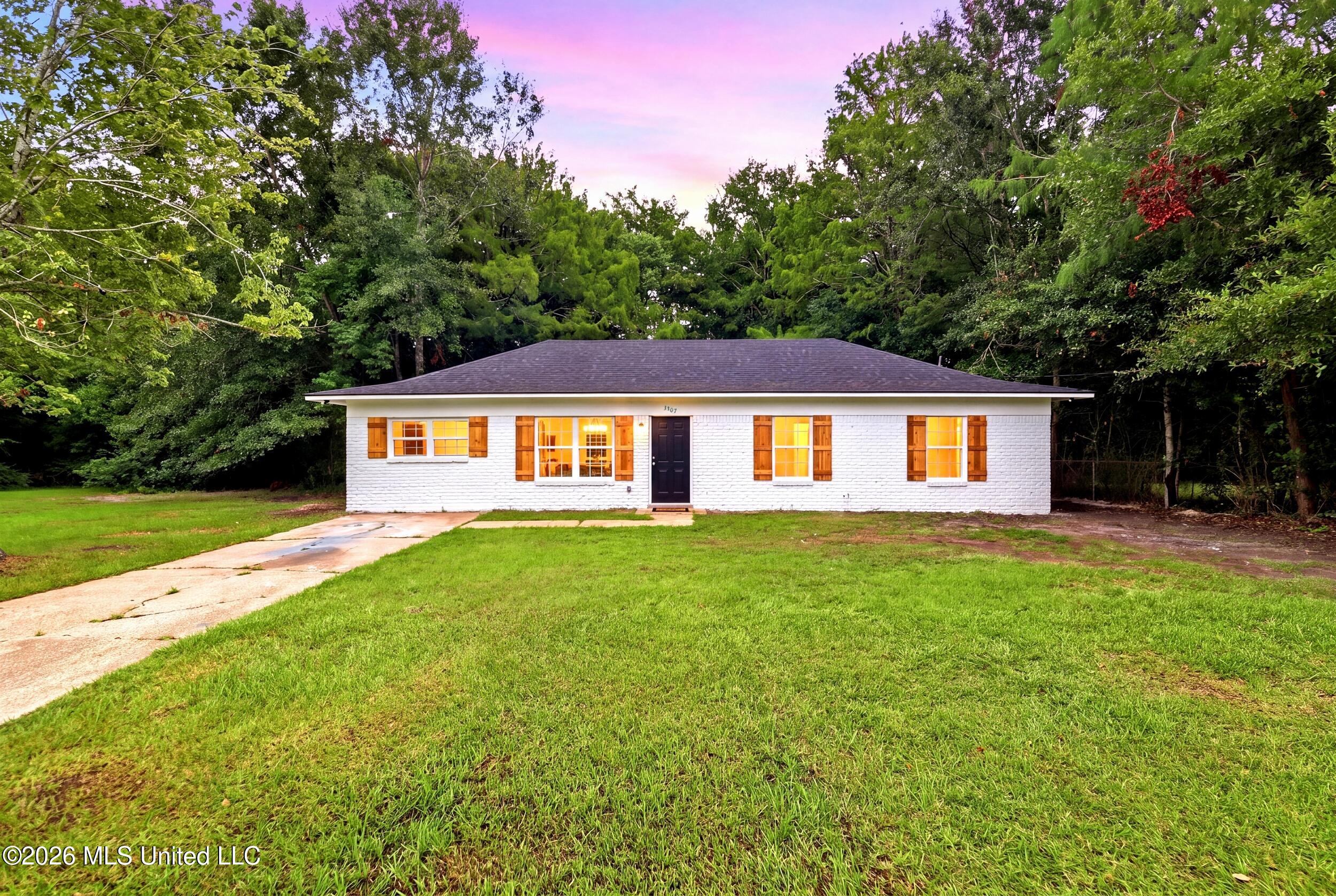 3307 Johnson Drive