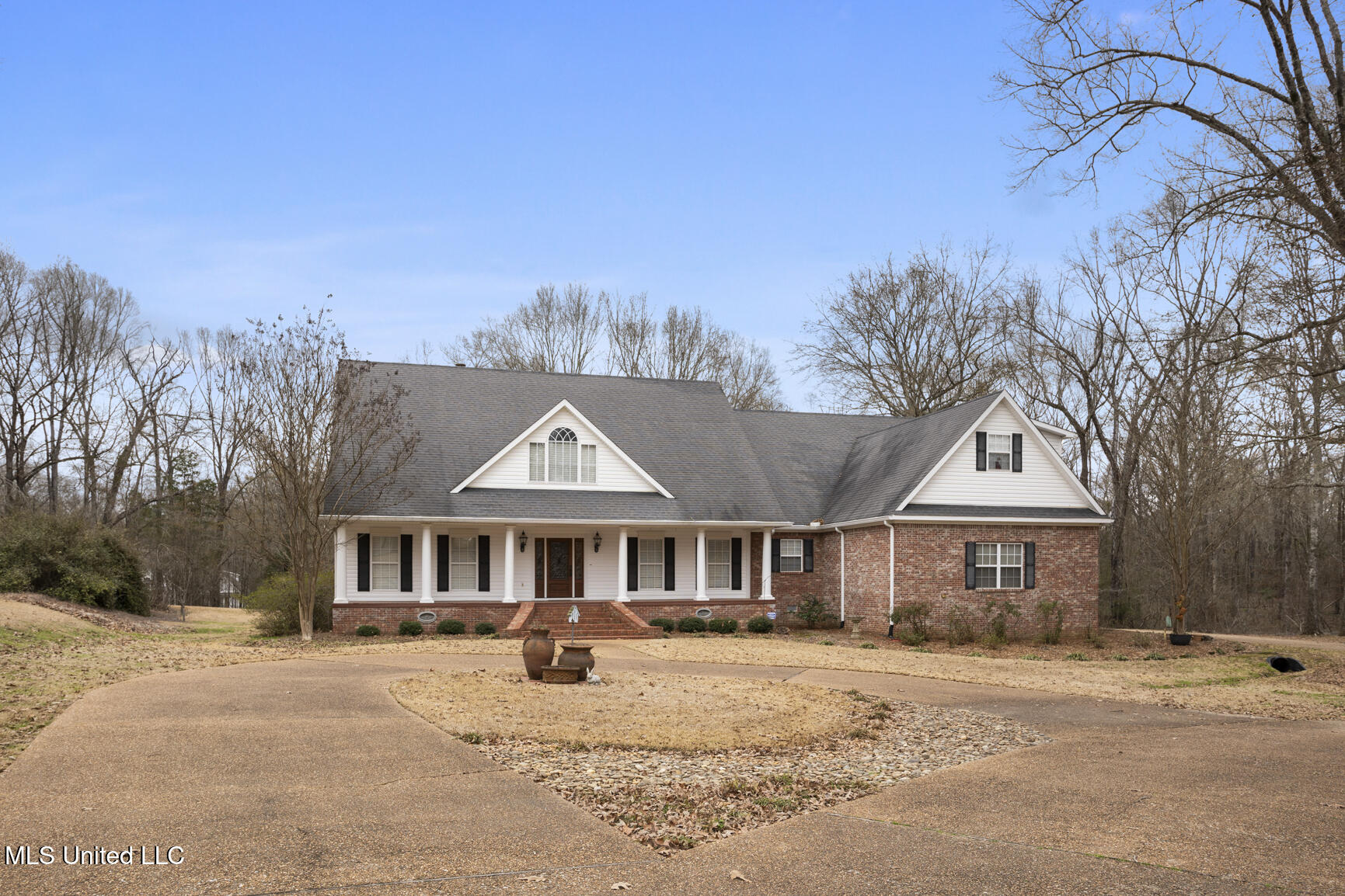 4 Greenhead Lane, Raymond, Mississippi image 1