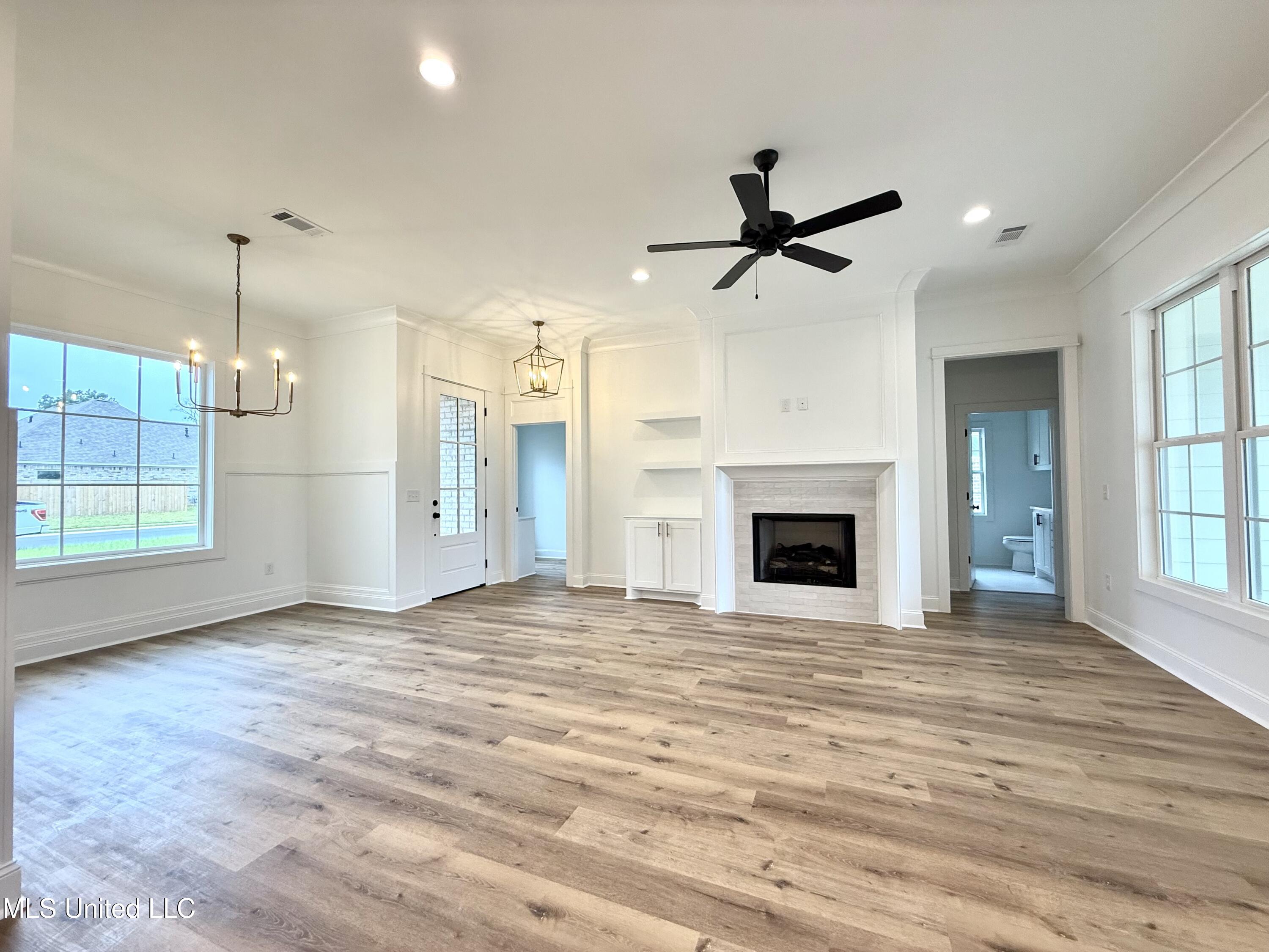 402 Butternut Dr, Canton, Mississippi image 3