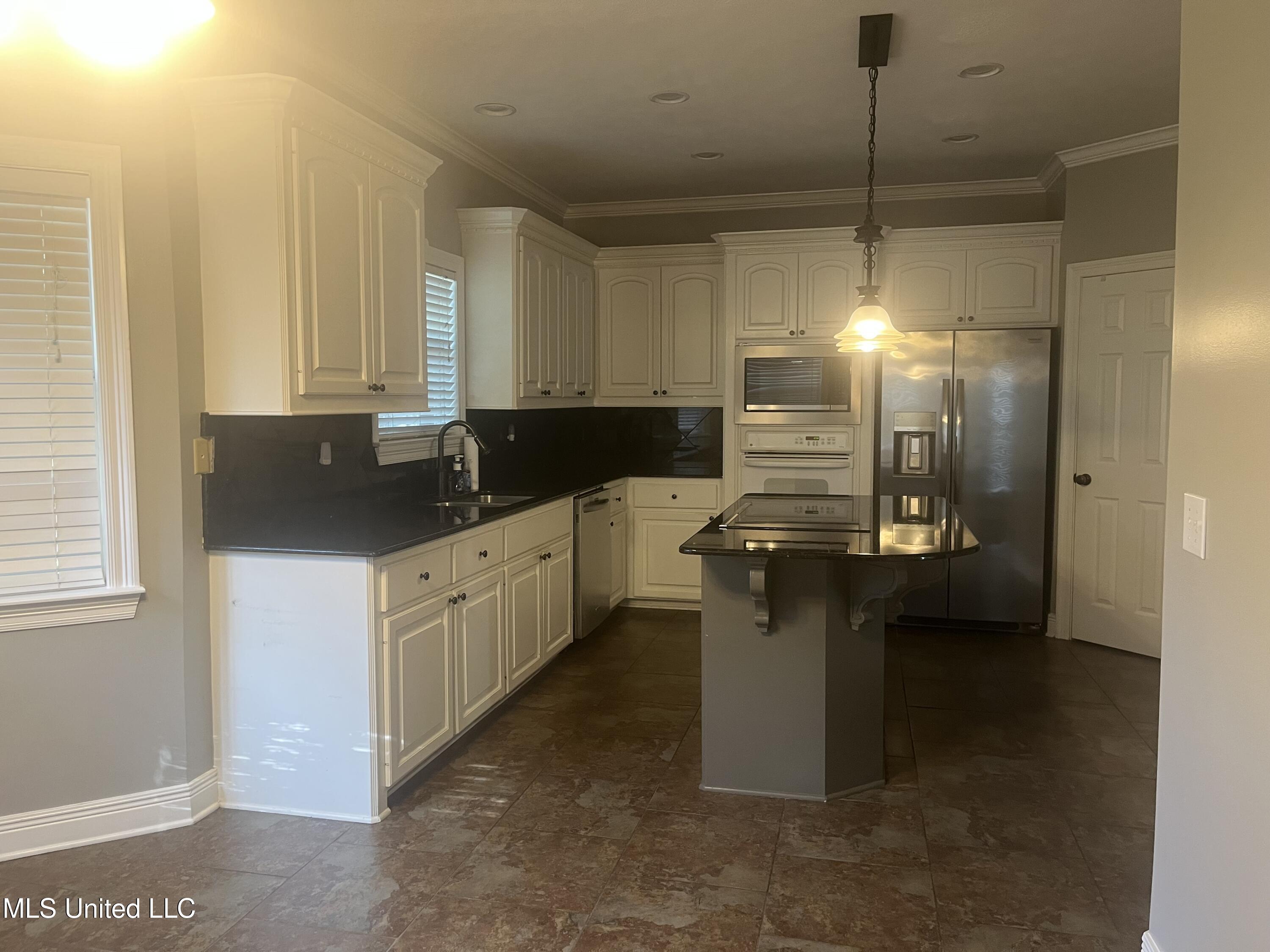 Madison, Mississippi 39110, United States, 4 Bedrooms Bedrooms, ,3 BathroomsBathrooms,Residential,Active,204783