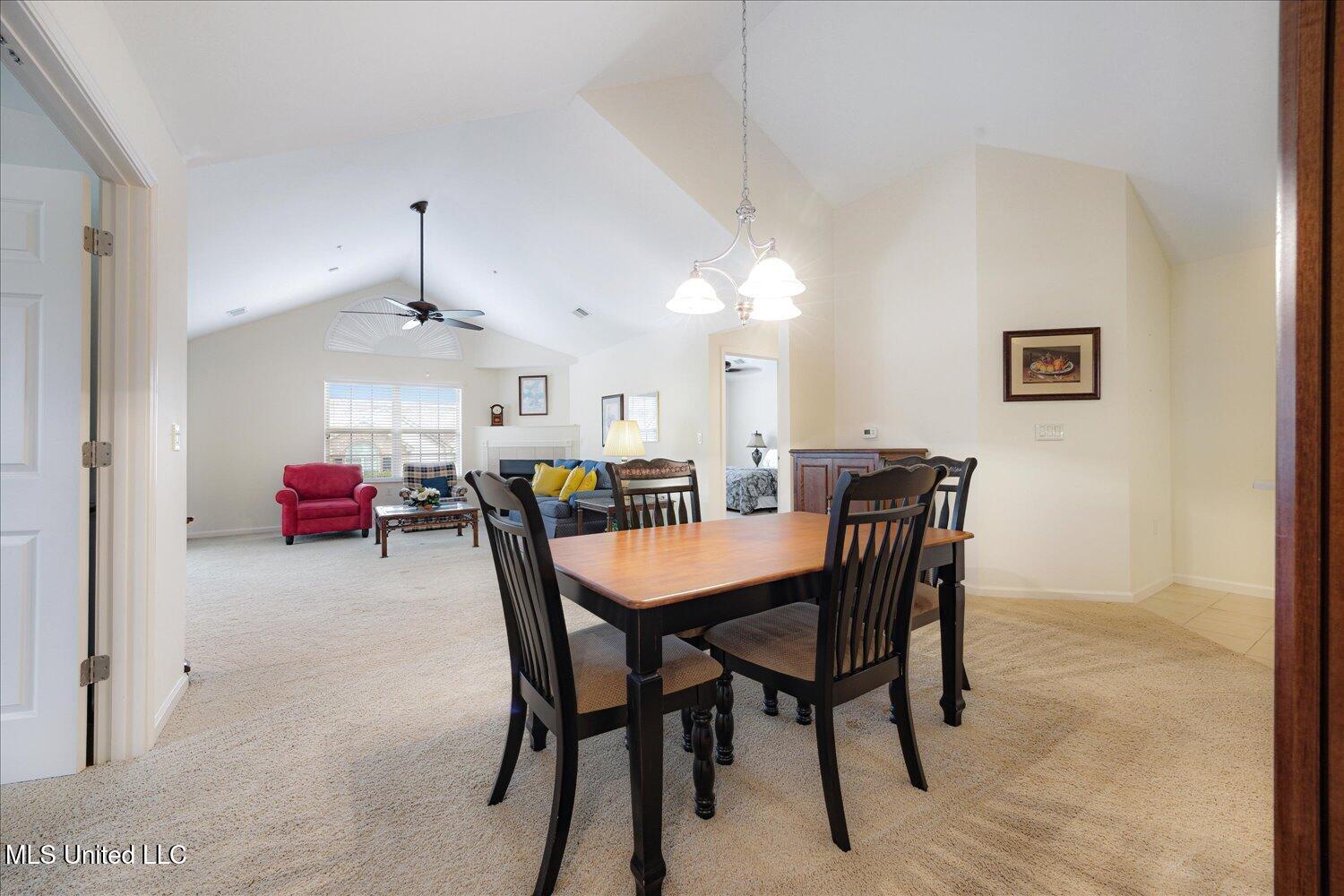 8761 Parkview Oaks Circle, Olive Branch, Mississippi image 17