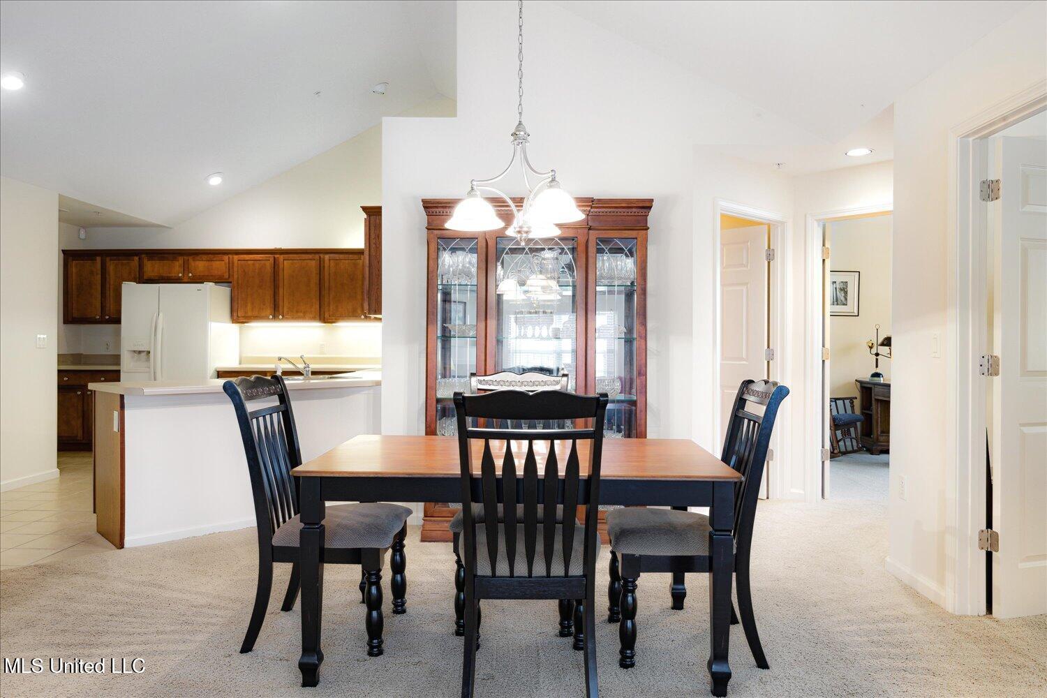 8761 Parkview Oaks Circle, Olive Branch, Mississippi image 13