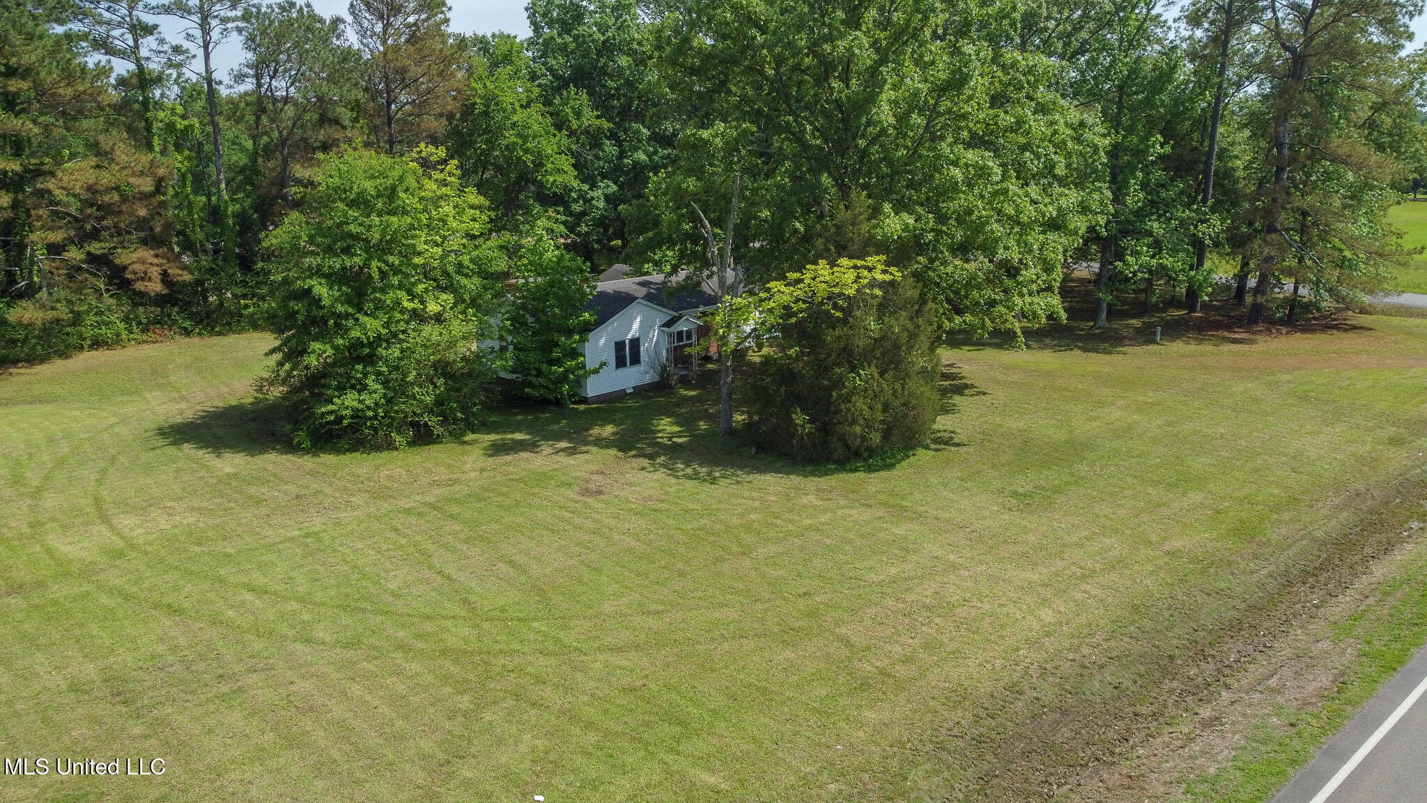 21410 N Hwy 15, Falkner, Mississippi image 5