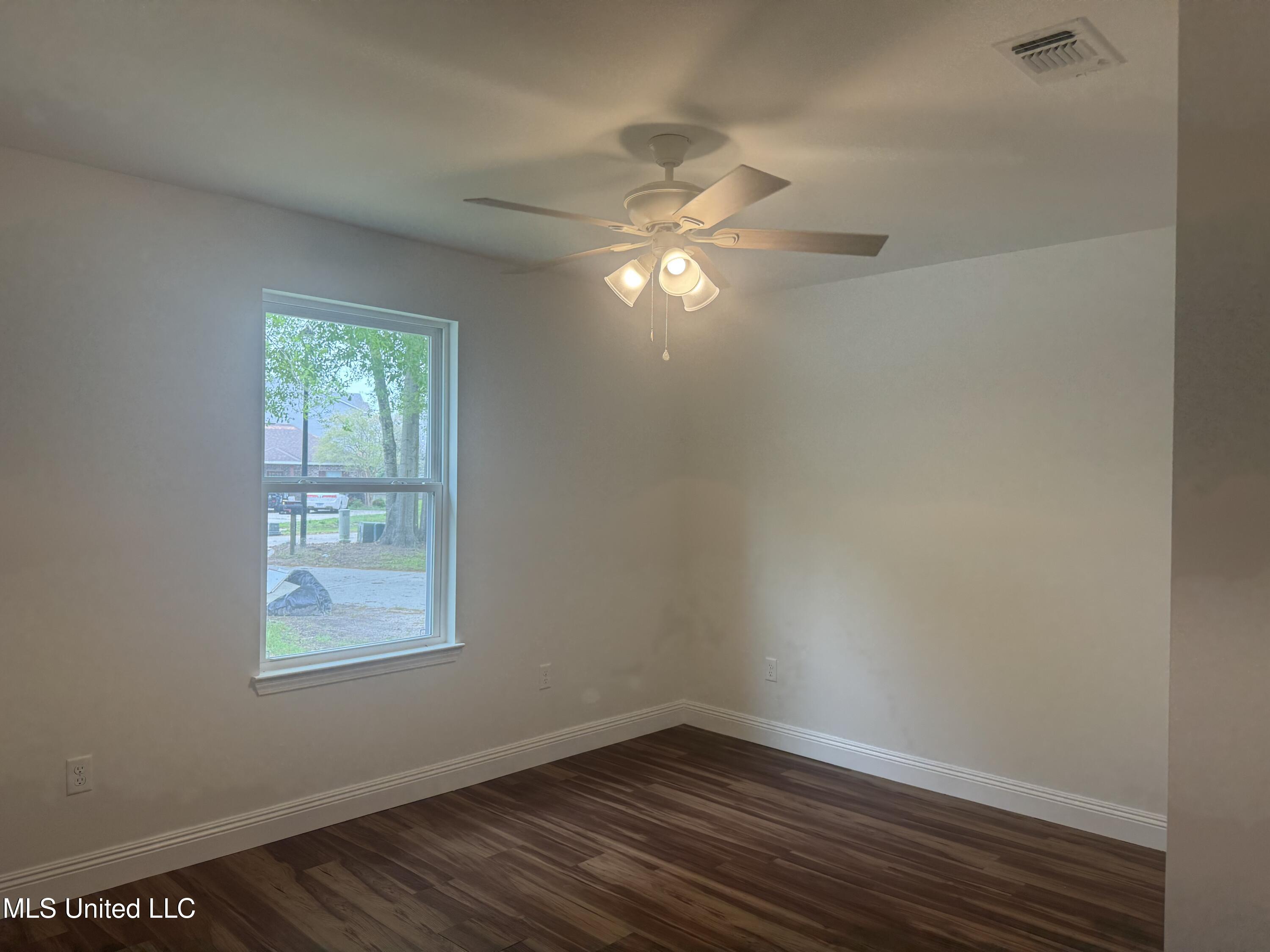 4012 Southern Oaks Circle Circle, Gulfport, Mississippi image 32