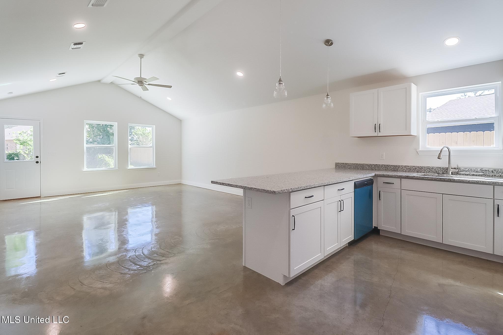 4012 Southern Oaks Circle Circle, Gulfport, Mississippi image 20