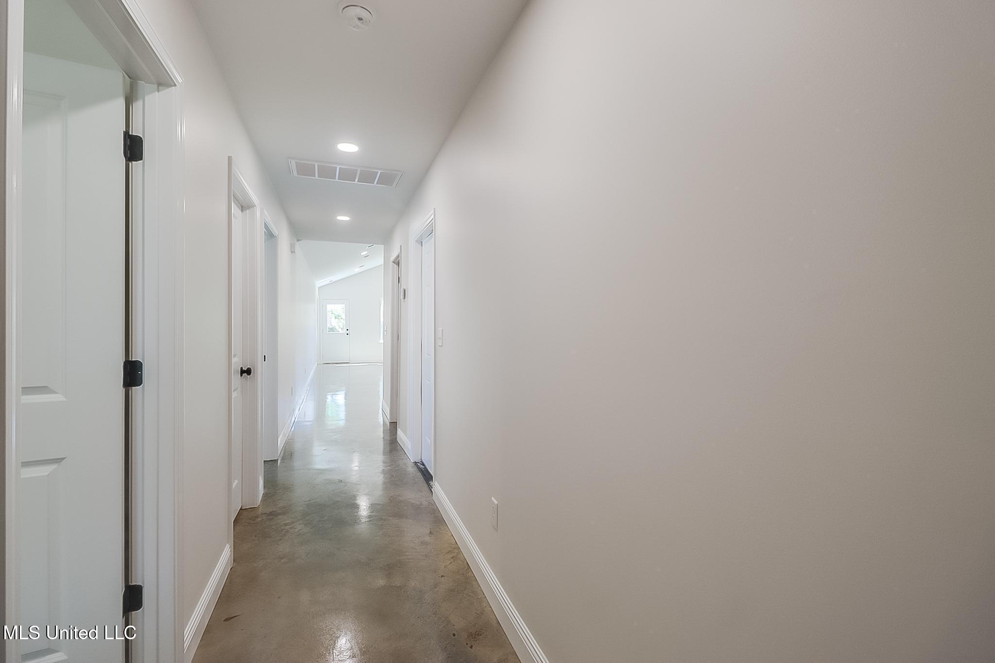 4012 Southern Oaks Circle Circle, Gulfport, Mississippi image 25