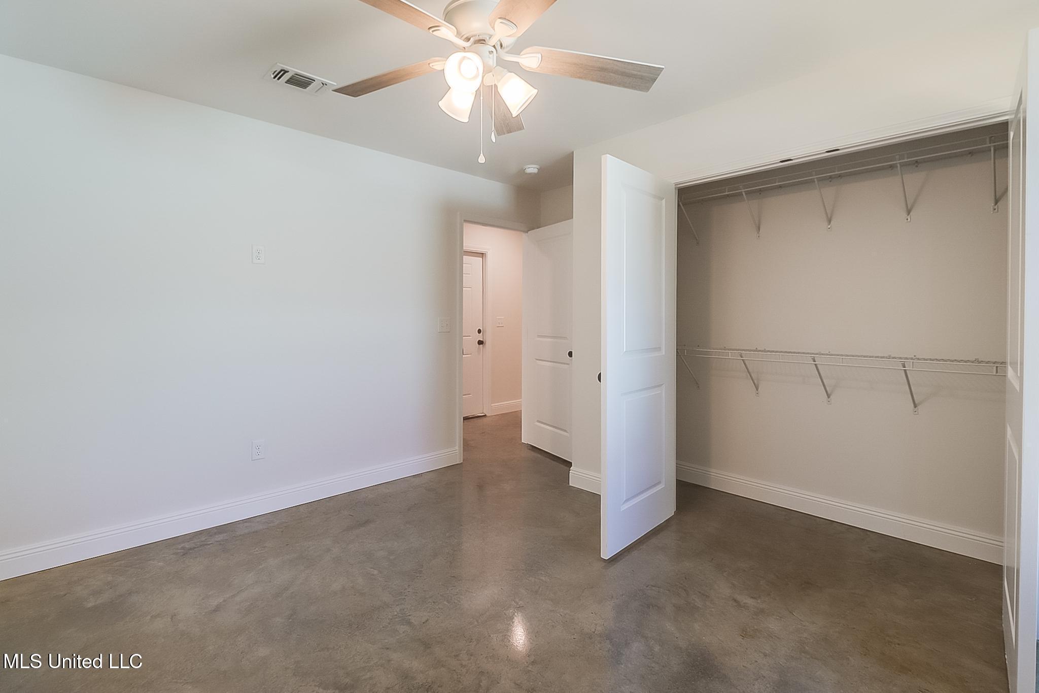 4012 Southern Oaks Circle Circle, Gulfport, Mississippi image 22
