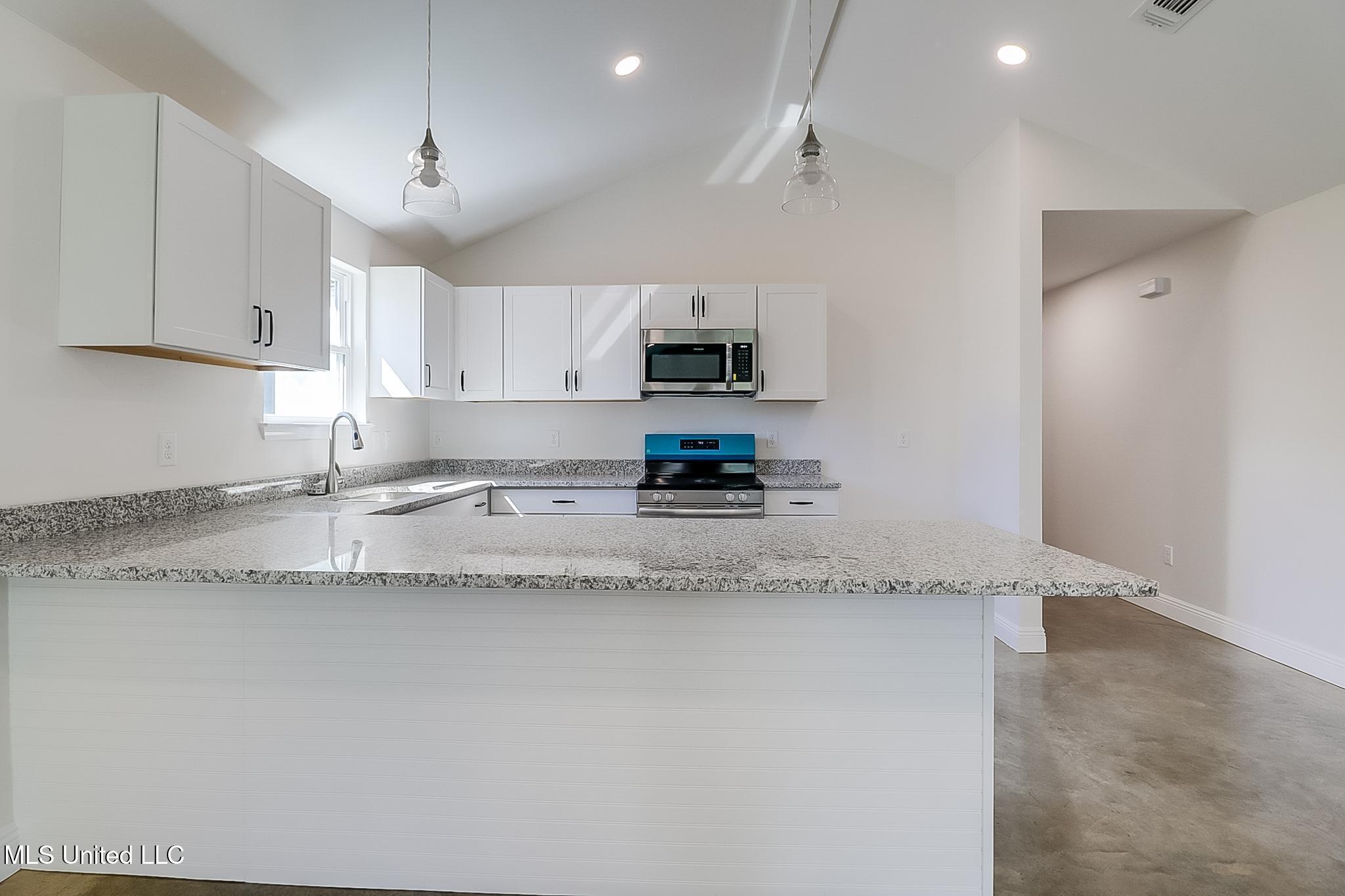 4012 Southern Oaks Circle Circle, Gulfport, Mississippi image 16