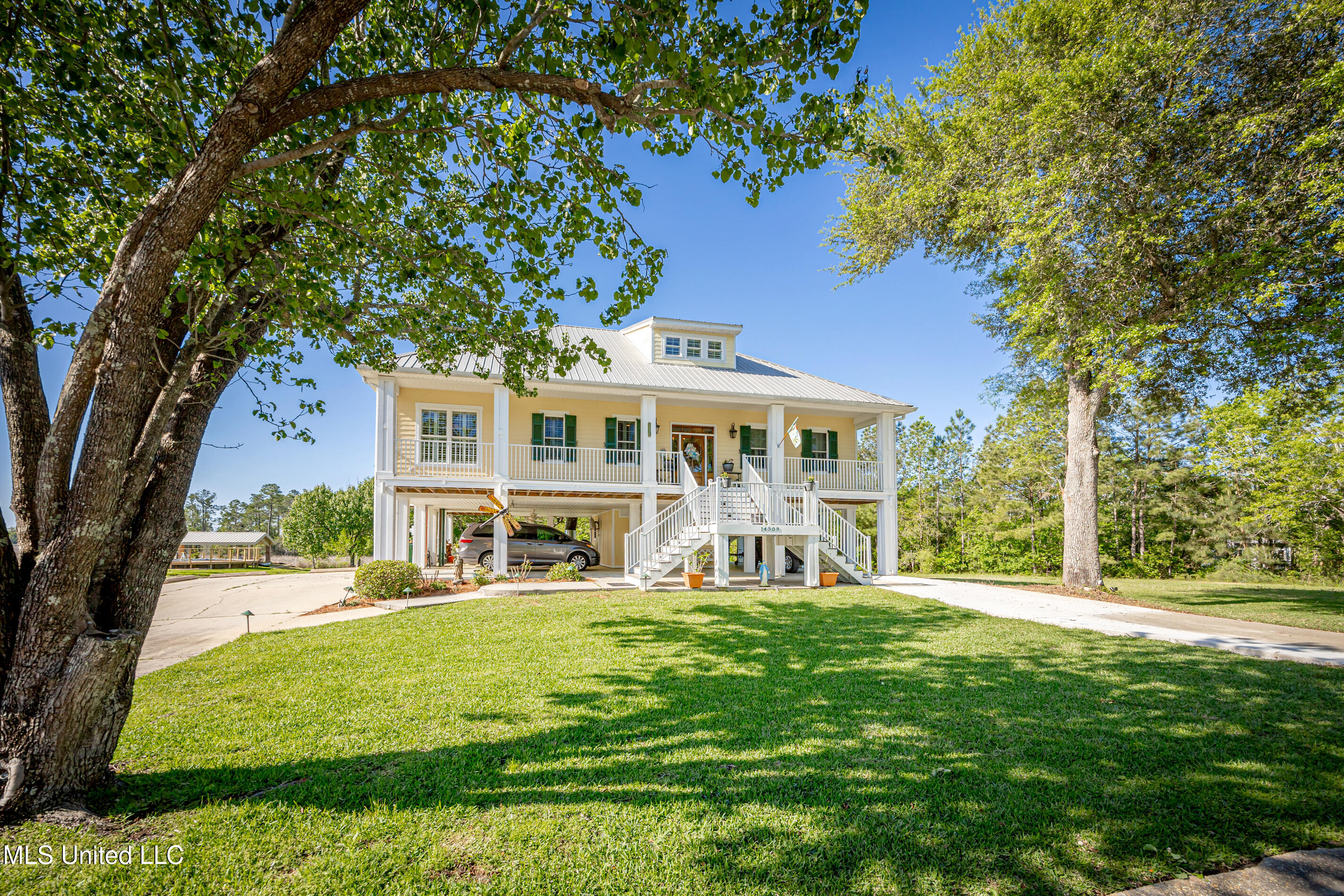 14509 Saint Vincent Drive, Biloxi, Mississippi image 2