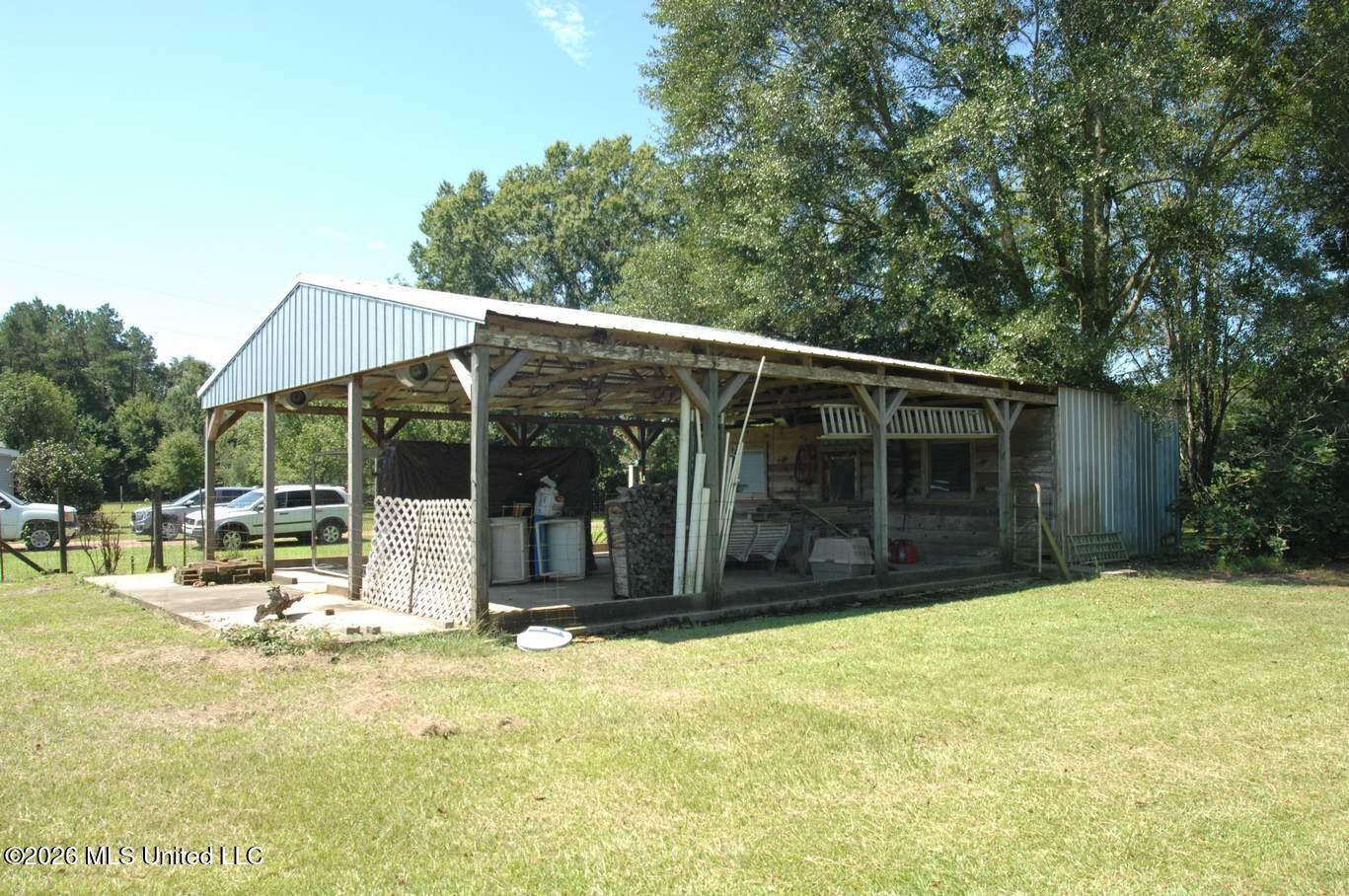 825 Mississippi 585