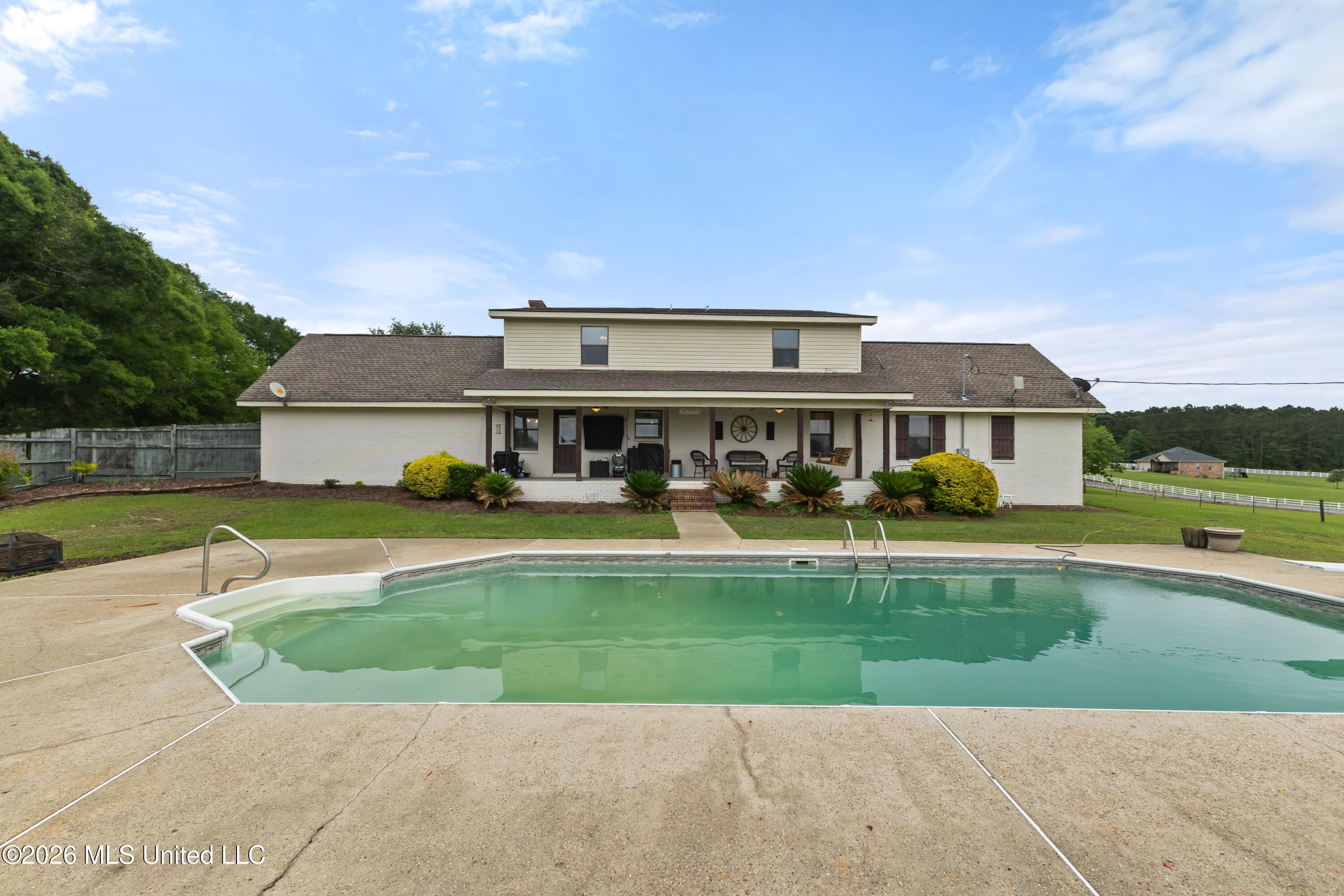 1329 Grantham Road