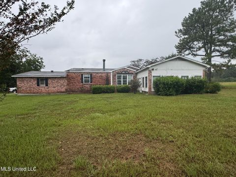 Mobile Home For Sale - 7 Willie Roberts Road<br/> Walthall County, Jayess, MS 39641