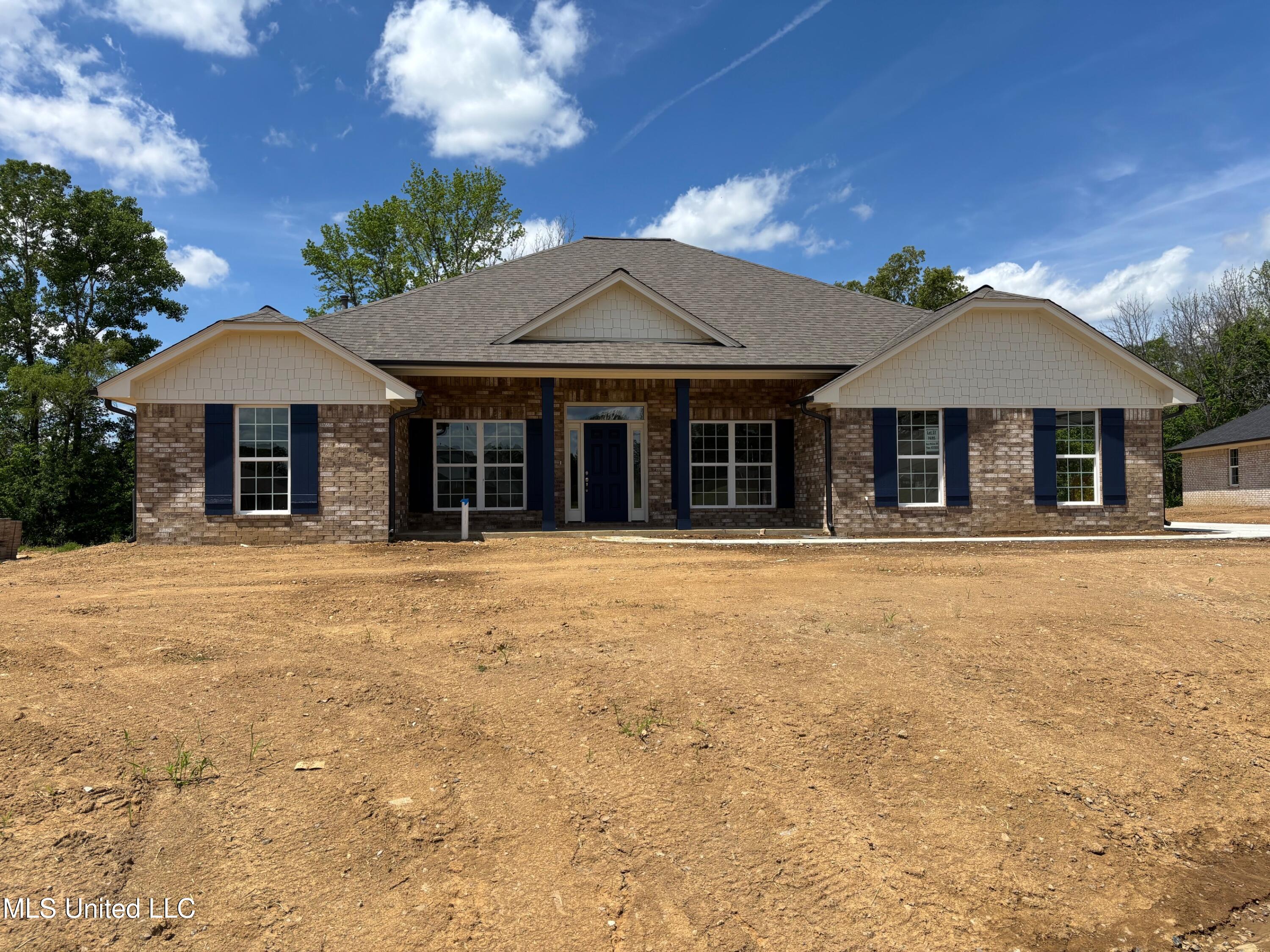 7695 Mary Mccoy Drive, Horn Lake, Mississippi image 2