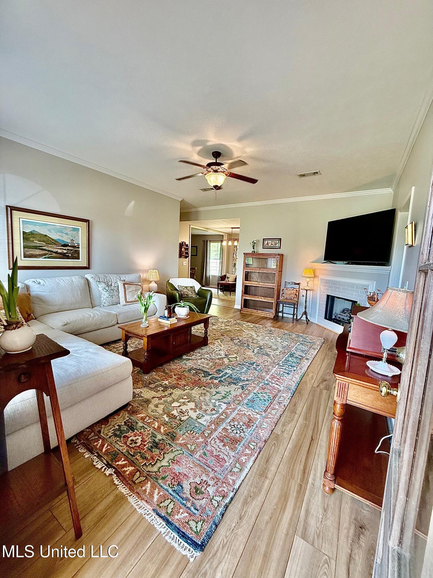 238 Crosscreek Drive, Brandon, Mississippi image 3