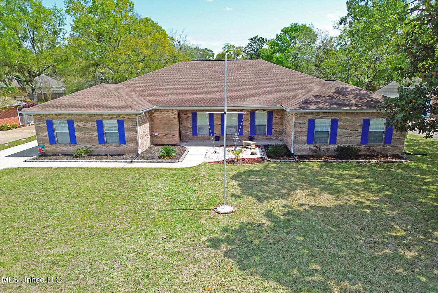 424 Saylor Drive, Biloxi, Mississippi image 1