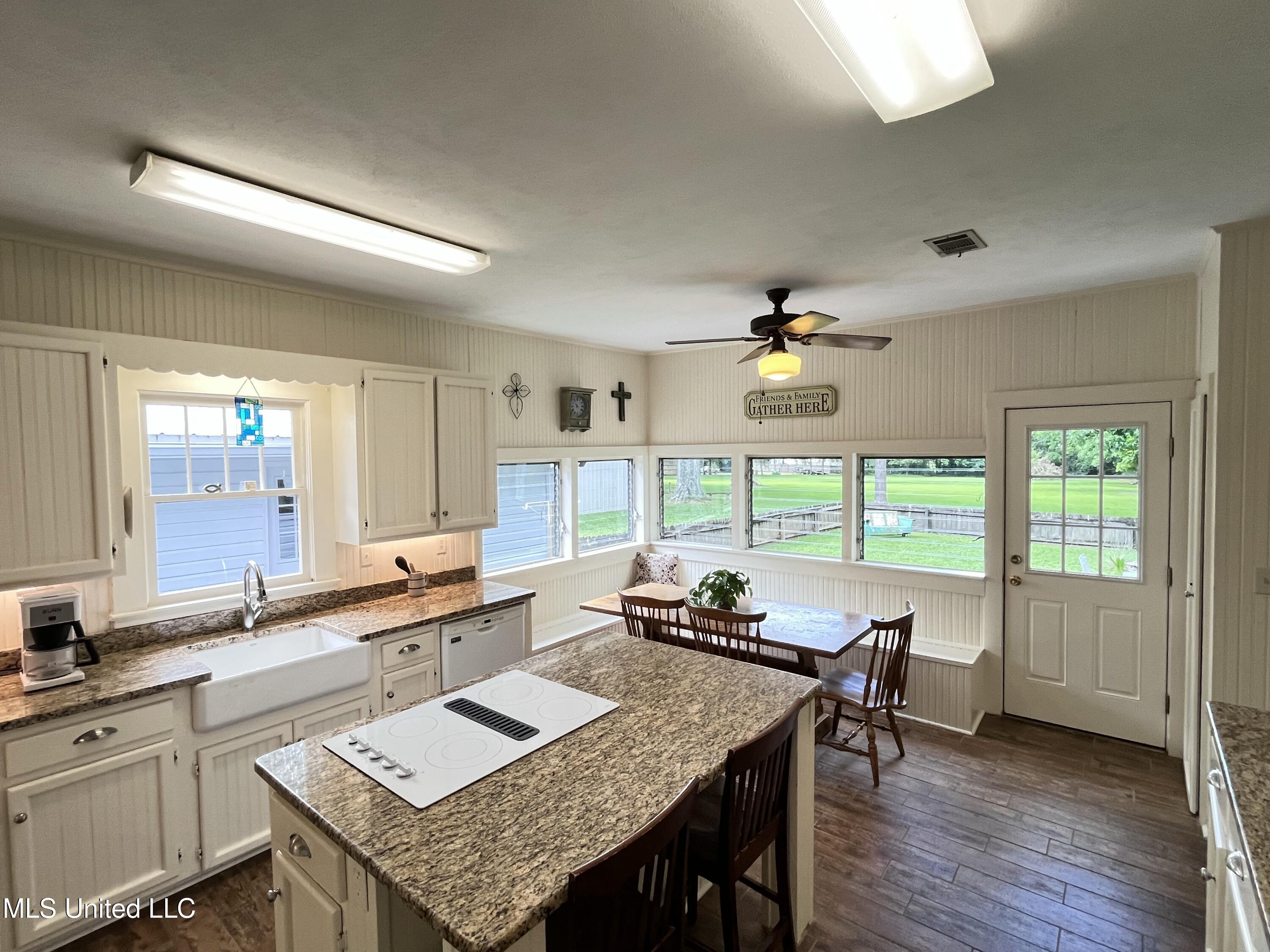 137 W Main Street, Florence, Mississippi image 21