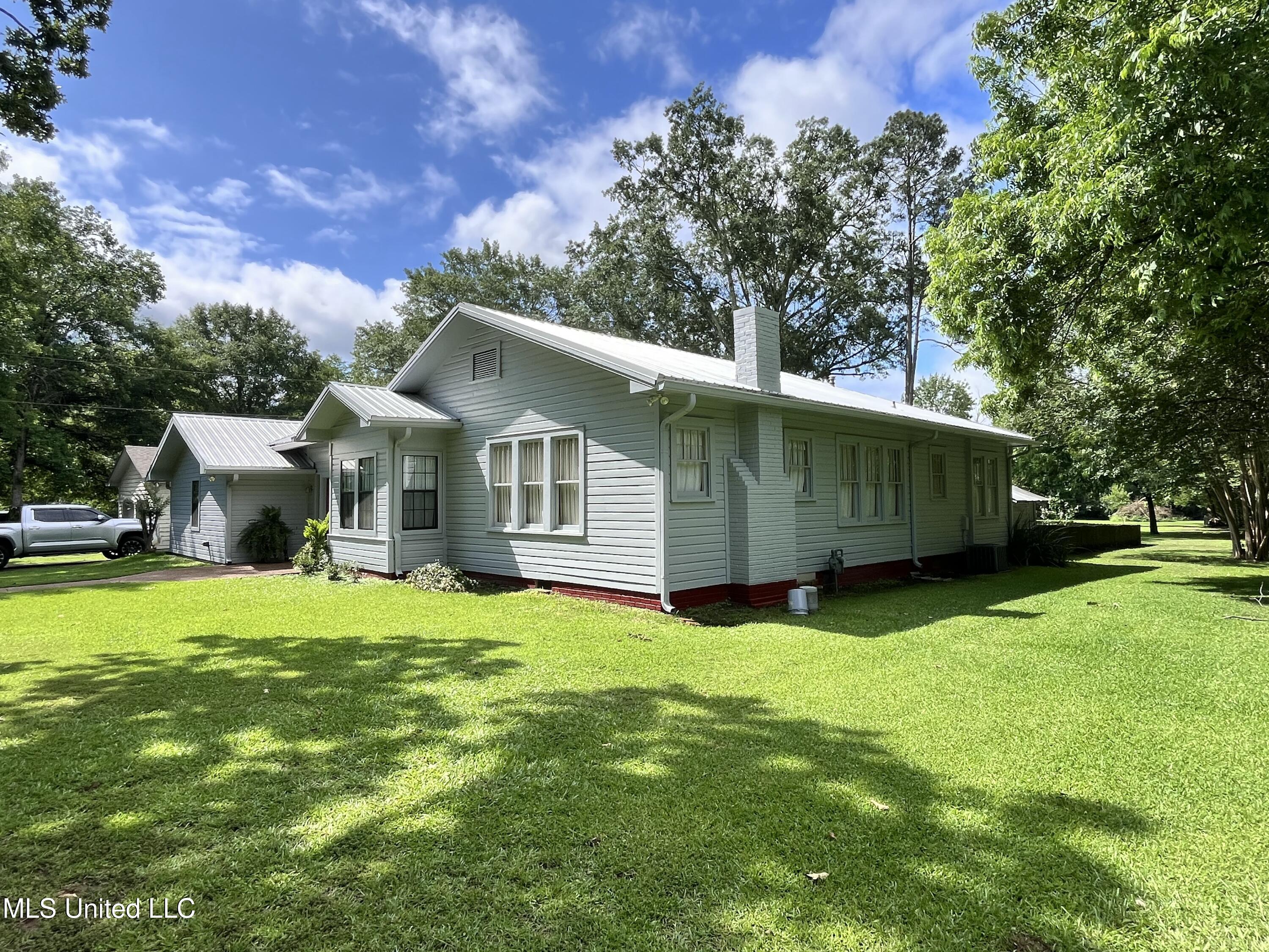137 W Main Street, Florence, Mississippi image 3