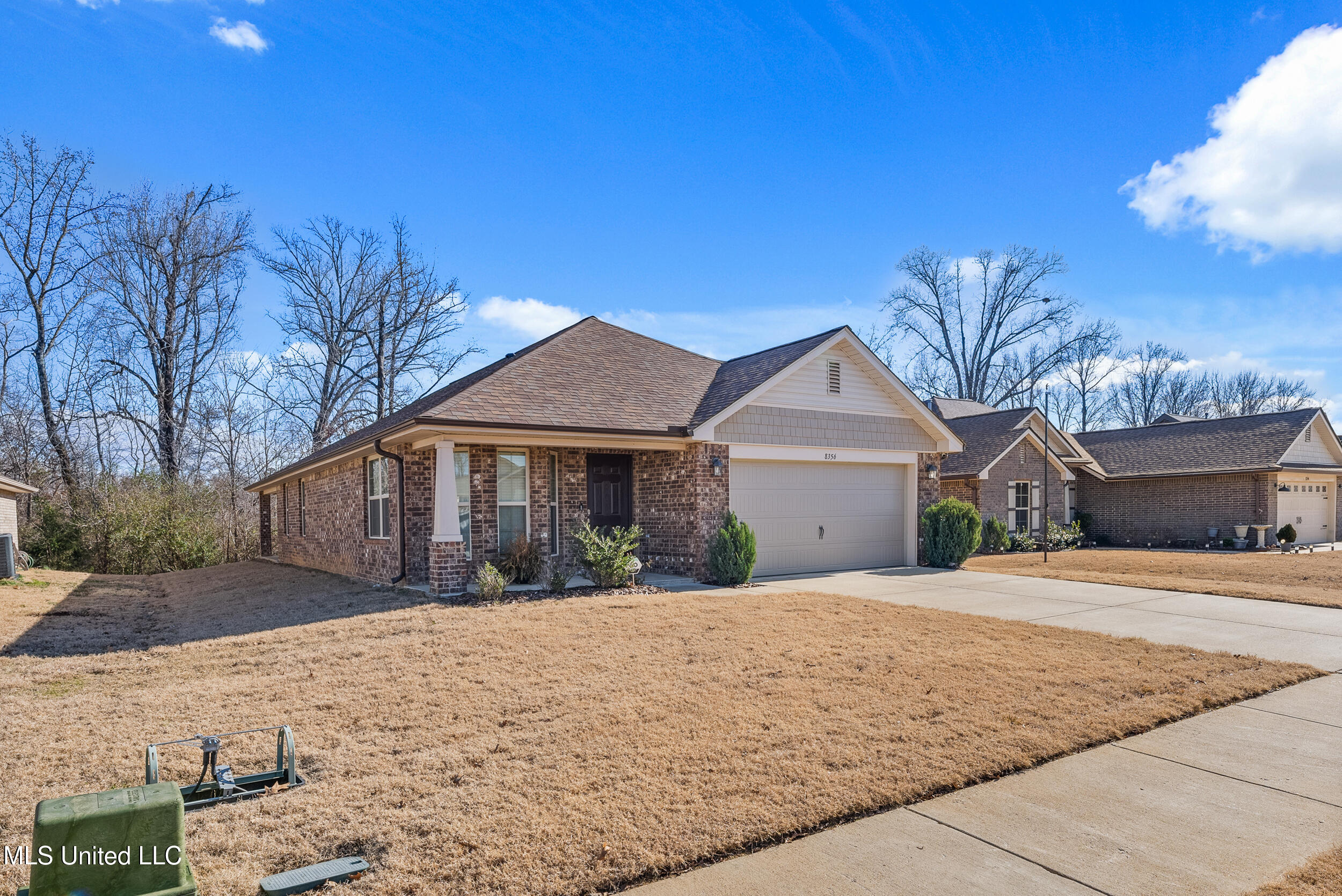 8356 Park Pike Drive, Southaven, Mississippi image 1