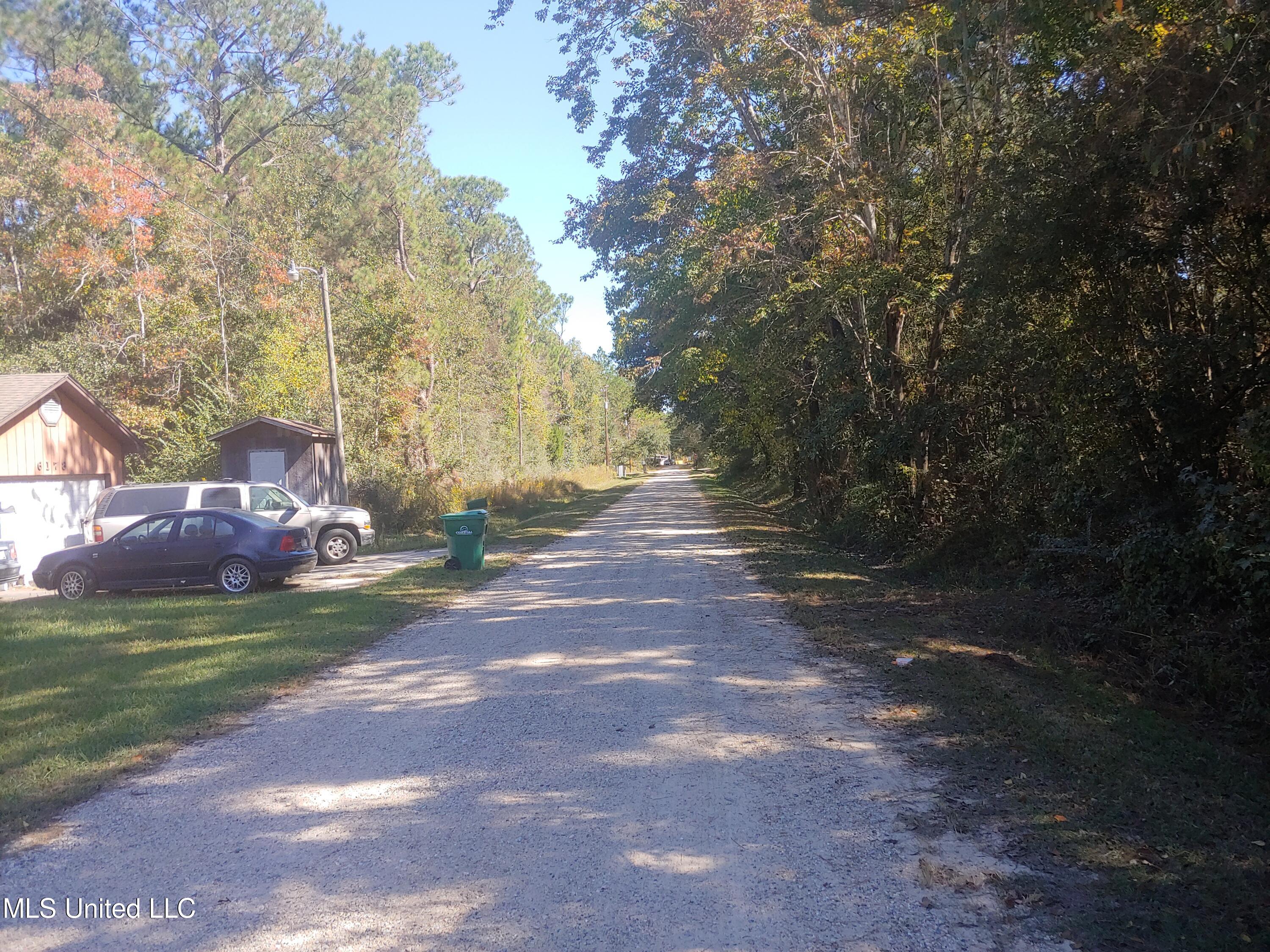 00 W Itawamba Street