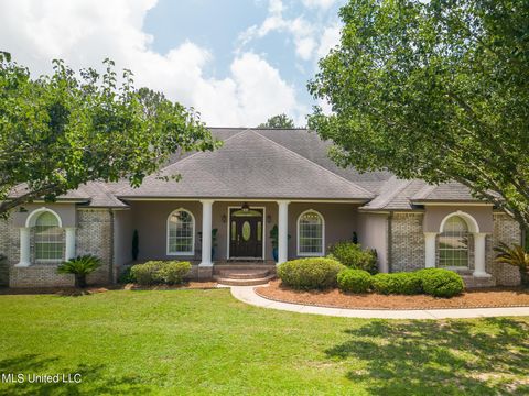 Single Family Residence in Gulfport MS 19159 Champion Circle.jpg